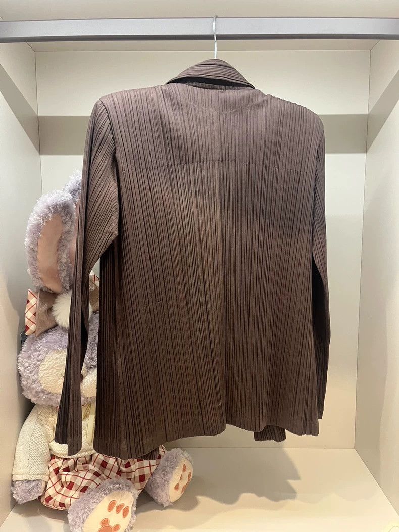 Issey Miyake Issey Miyake Brown pleated cardigan Size L / US 10 / IT 46 - 3 Thumbnail