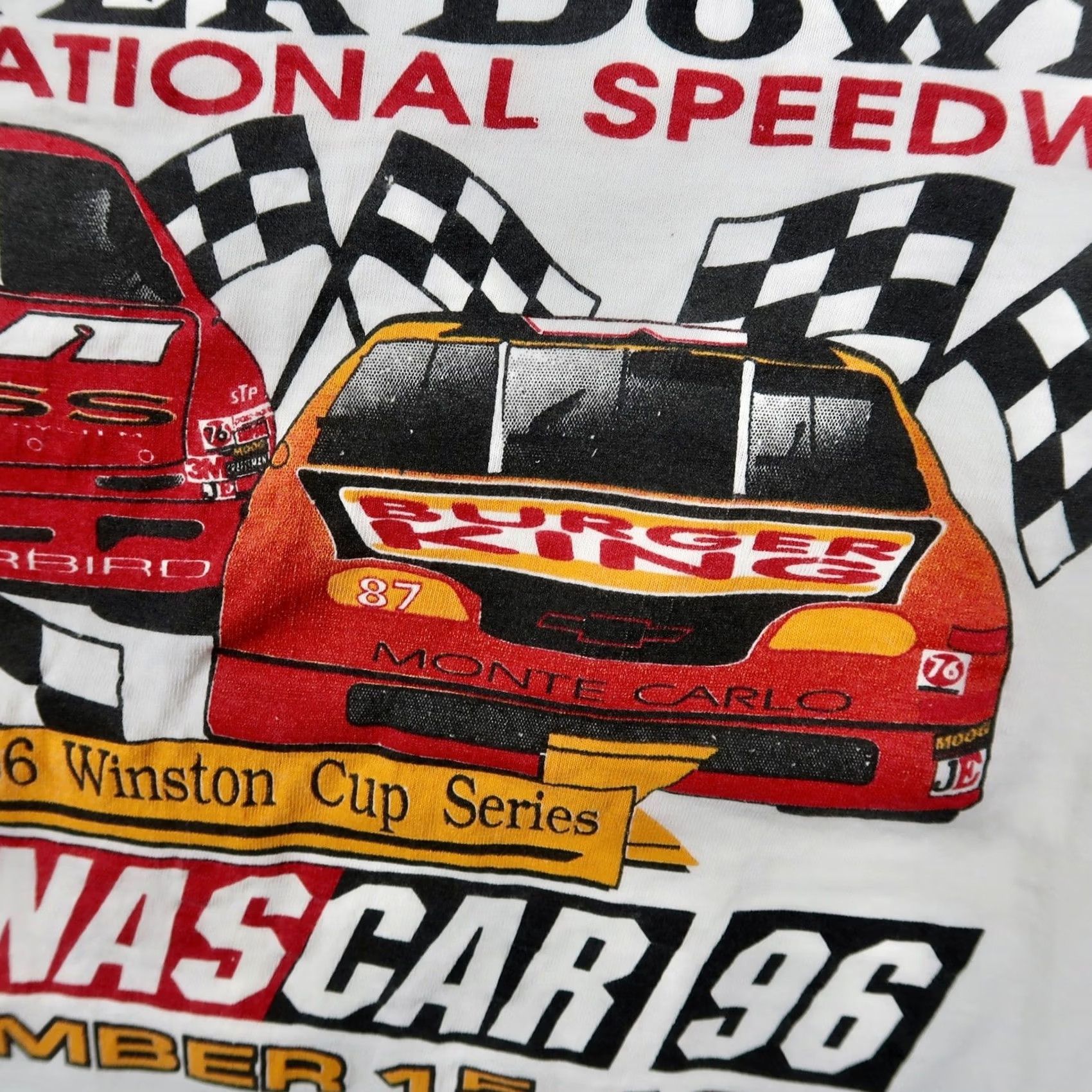 Vintage VINTAGE 1996 NASCAR MBNA 500 Dover Downs T-Shirt Mens XL White Screen Stars 90s Size US XL / EU 56 / 4 - 4 Thumbnail