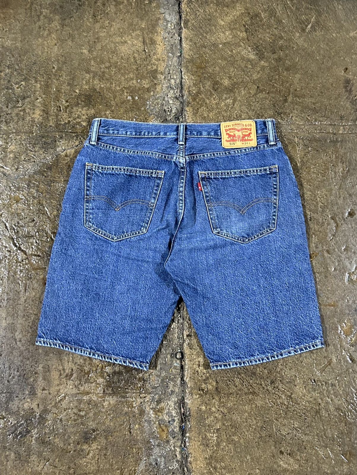 Levi's × Vintage Crazy Vintage Y2K Levi's 505 Jorts Essential Skater Shorts Size US 33 - 1 Thumbnail