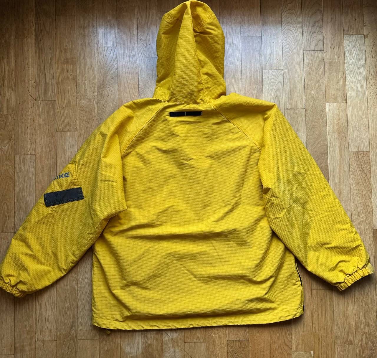 Nike Vintage Nike yellow anorak jacket Size US XL / EU 56 / 4 - 6 Thumbnail