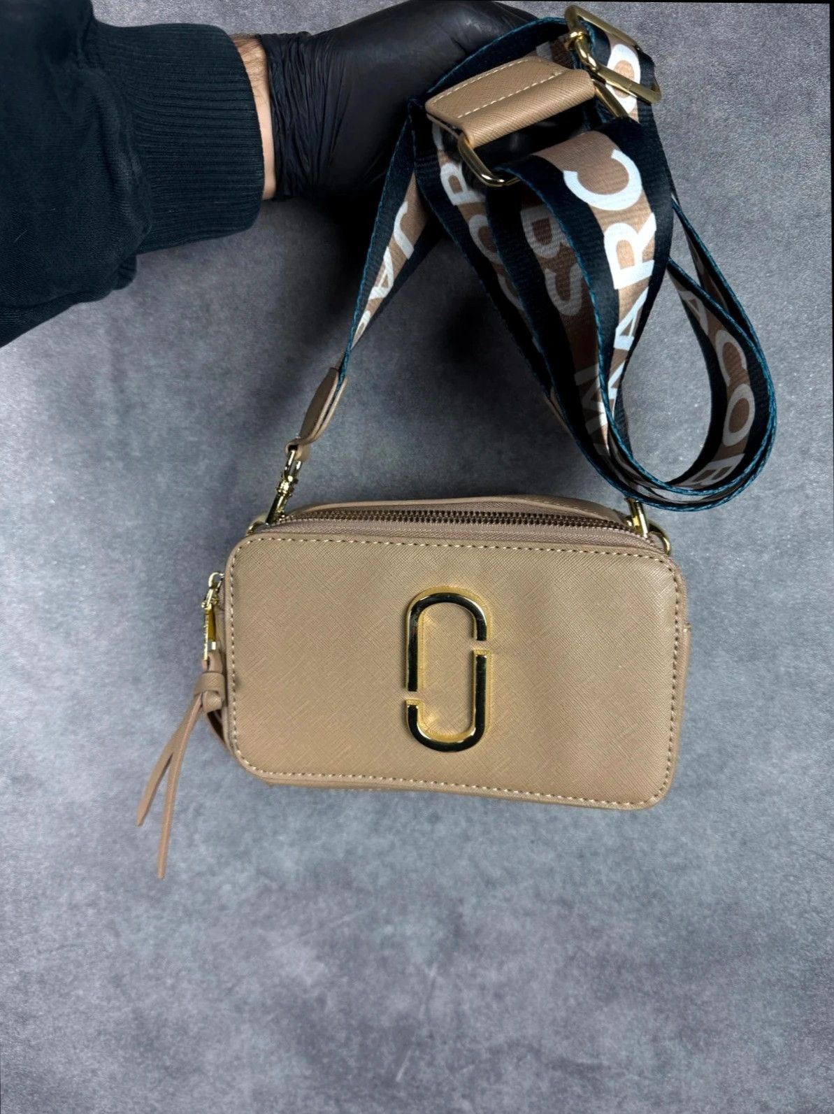 Marc Jacobs Marc Jacobs The Snapshot Shoulder Bag Beige Logo Size ONE SIZE - 2 Thumbnail