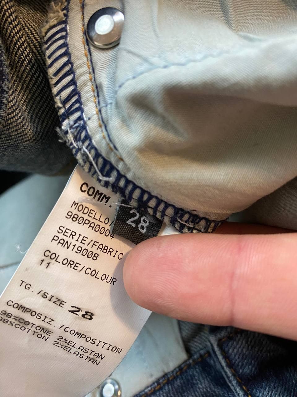 Eleventy ELEVENTY Platinum 5 pocket blue jeans with mends - Size 33 Size US 28 / EU 44 - 11 Thumbnail