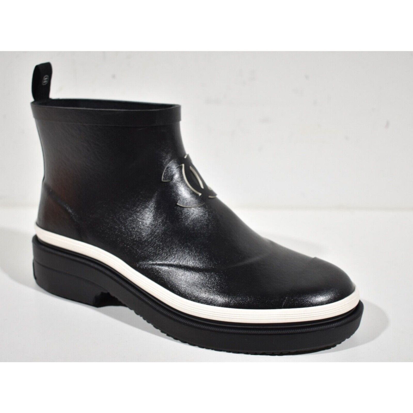 Chanel Chanel 23A Black White Caoutchouc Rubber CC Logo Low Top Size US 10 / IT 40 - 3 Thumbnail