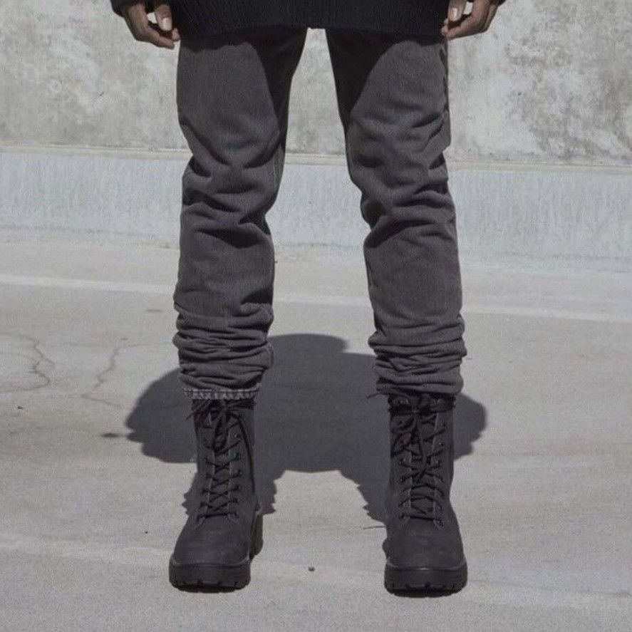 Kanye West YEEZY SEASON 5 NUBUCK COMBAT BOOTS GRAPHITE YZY SZN Size US 10.5 / EU 43-44 - 2 Thumbnail
