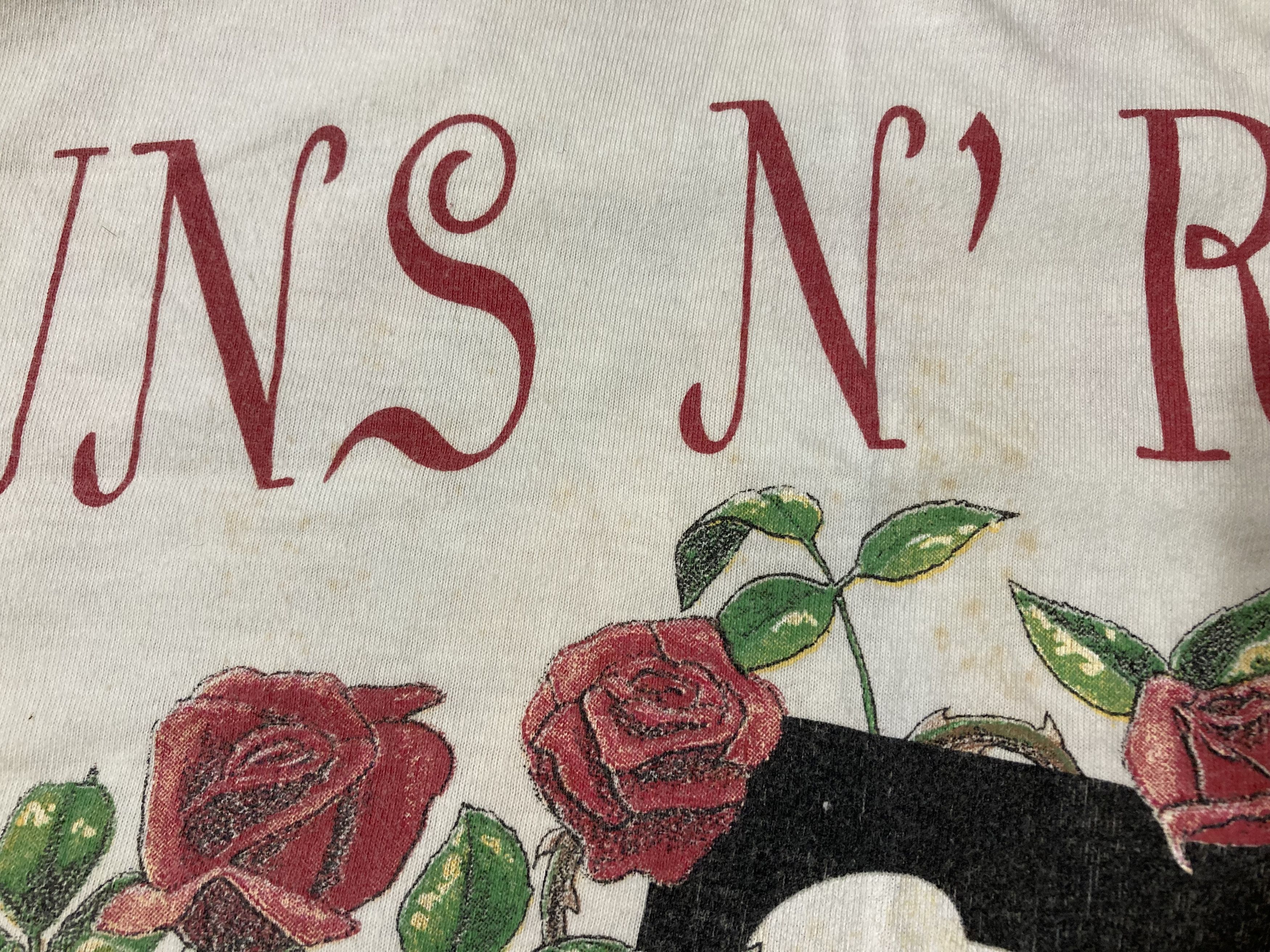 Guns N' Roses Guns N Roses 1993 World Tour Skin n Bones T Shirt Size US XL / EU 56 / 4 - 11 Thumbnail
