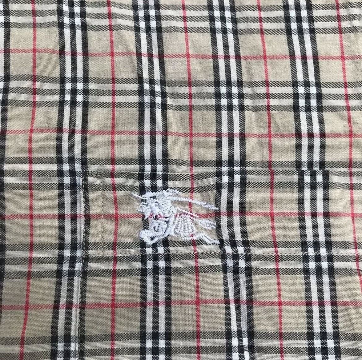 Burberry Burberry Small Logo Button Ups Shirt Size US S / EU 44-46 / 1 - 2 Thumbnail