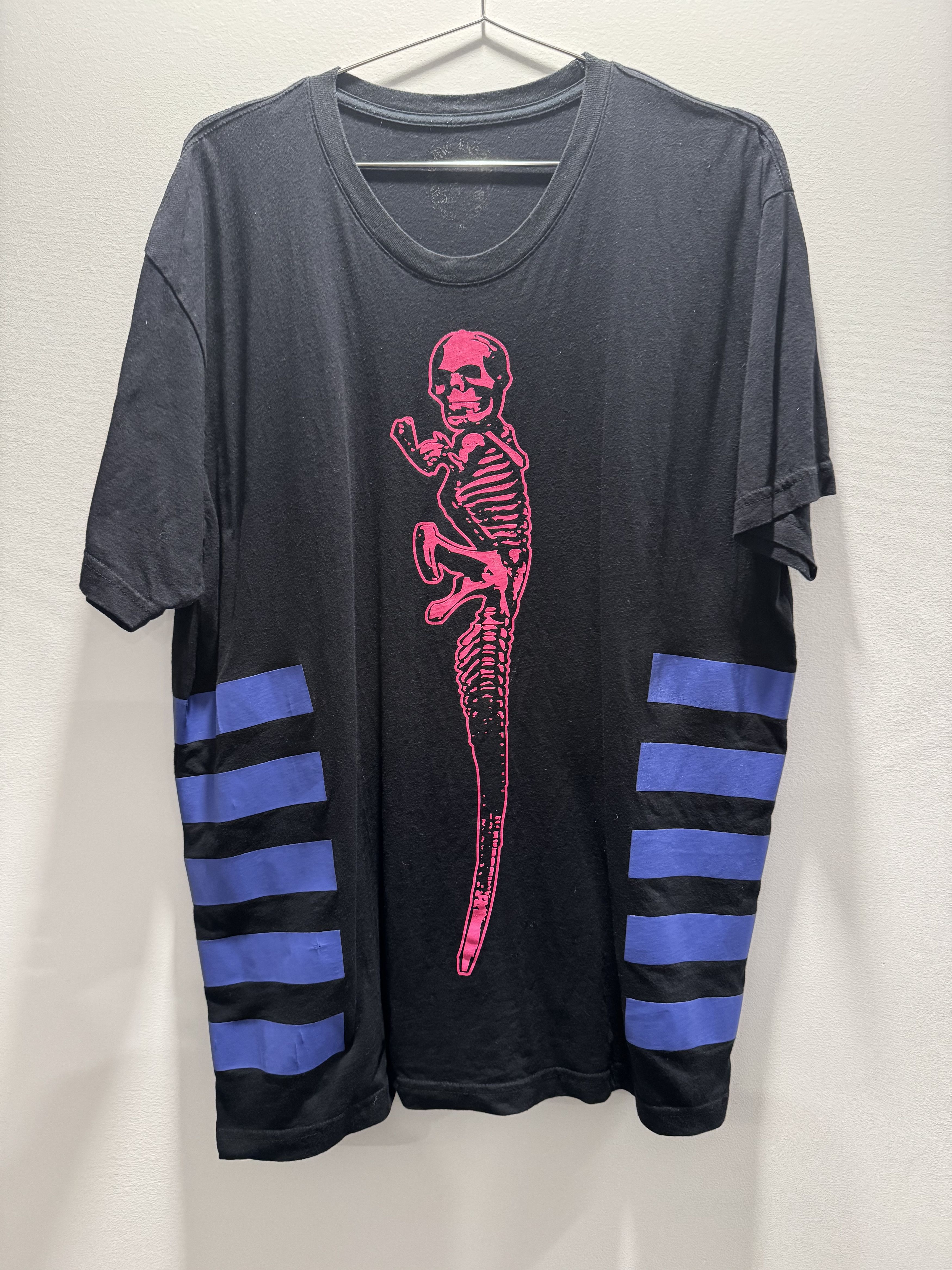 Chrome Hearts Chrome Hearts Jarvis FOTI Pink/Blue Tee Size US XL / EU 56 / 4 - 1 Thumbnail