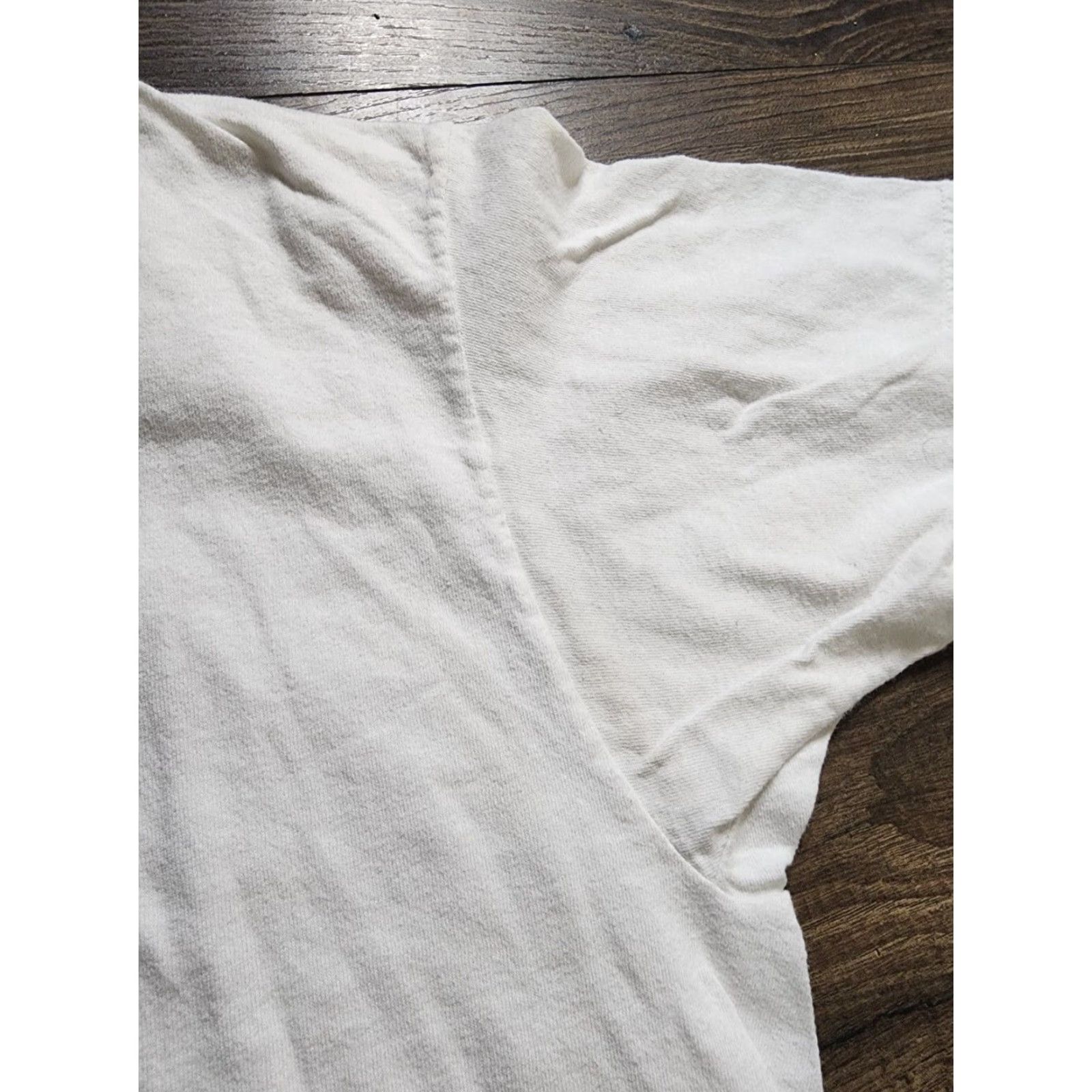 Chaps VINTAGE Chaps Ralph Lauren Spellout T Shirt Shirt Men L White 90s American Flag Distressed Size US L / EU 52-54 / 3 - 3 Thumbnail