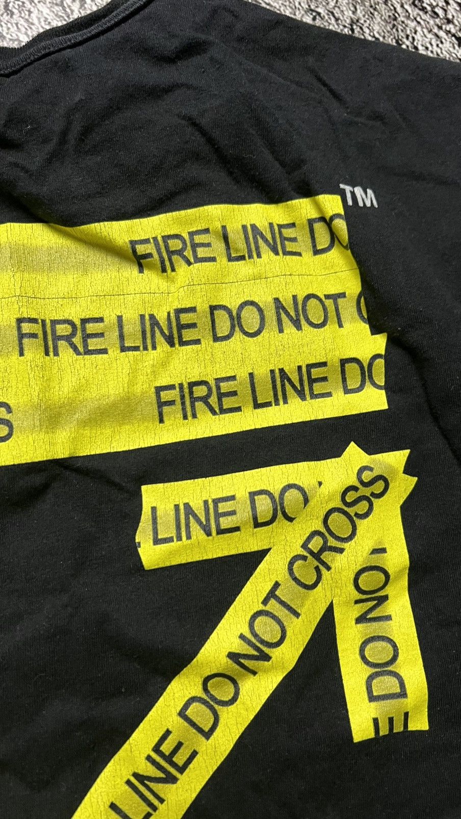 Off-White Off white temperature caution tape dont cross line t shirt Size US M / EU 48-50 / 2 - 12 Thumbnail