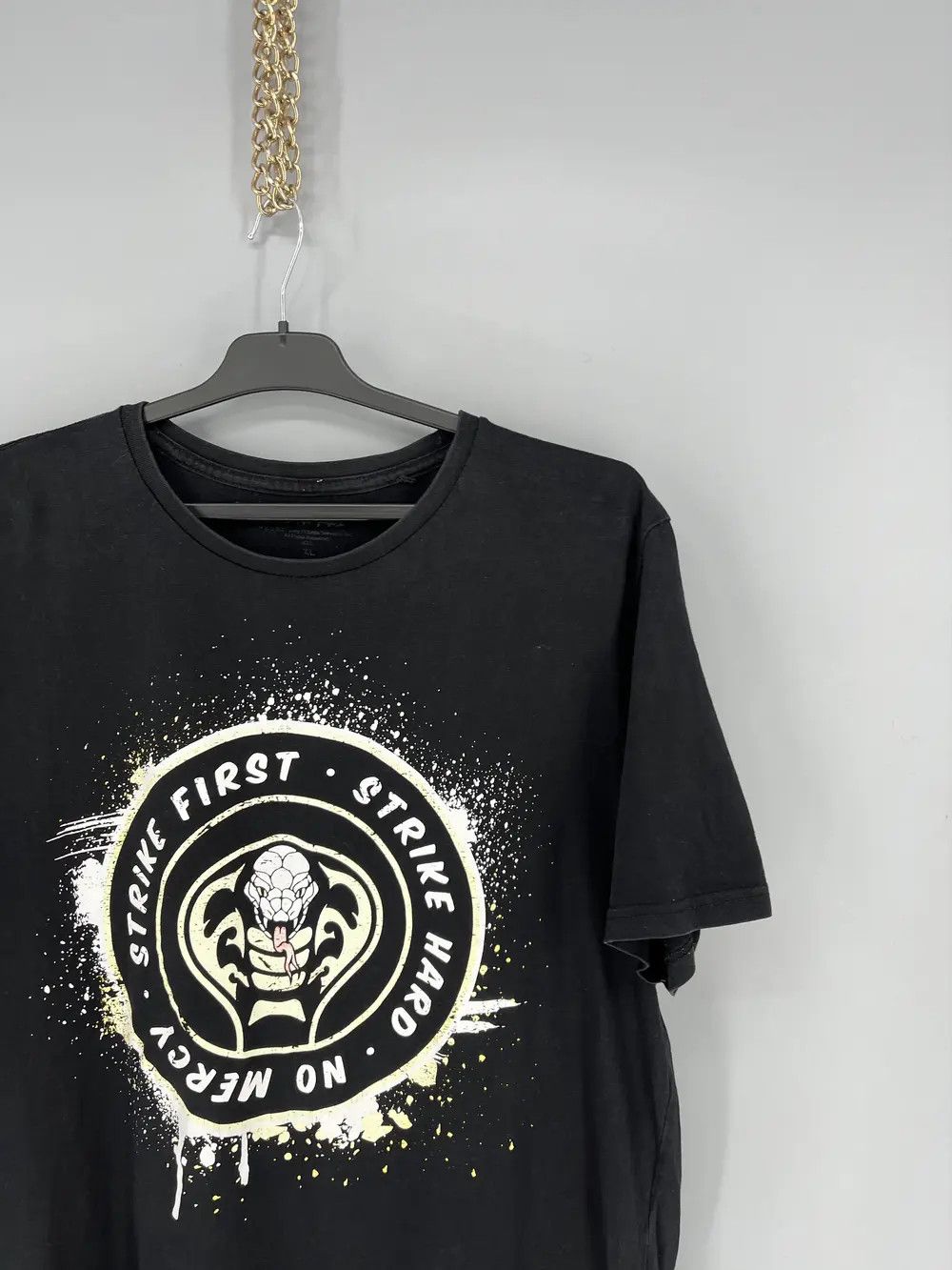Vintage Vintage Cobra Kai The Karate Kids Movie Tv Series Tee Size US XL / EU 56 / 4 - 5 Thumbnail