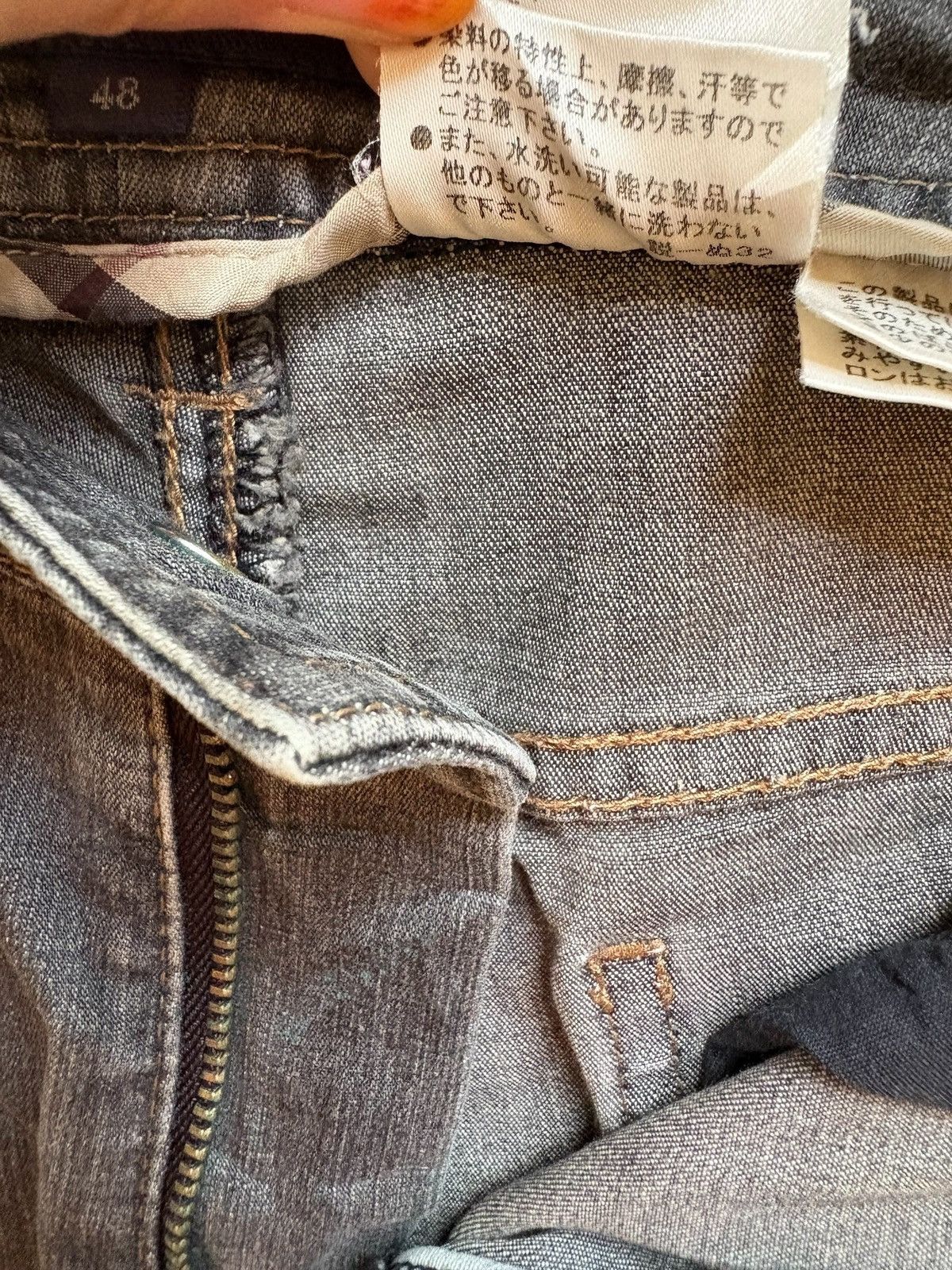 Burberry × Designer Vintage Burberry London Mud Wash Distressed Rip Baggy Jean Size US 36 / EU 52 - 13 Thumbnail