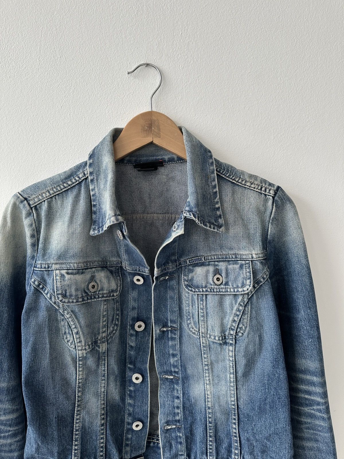 Diesel × Vintage Diesel distressed denim jacket Size S / US 4 / IT 40 - 4 Thumbnail