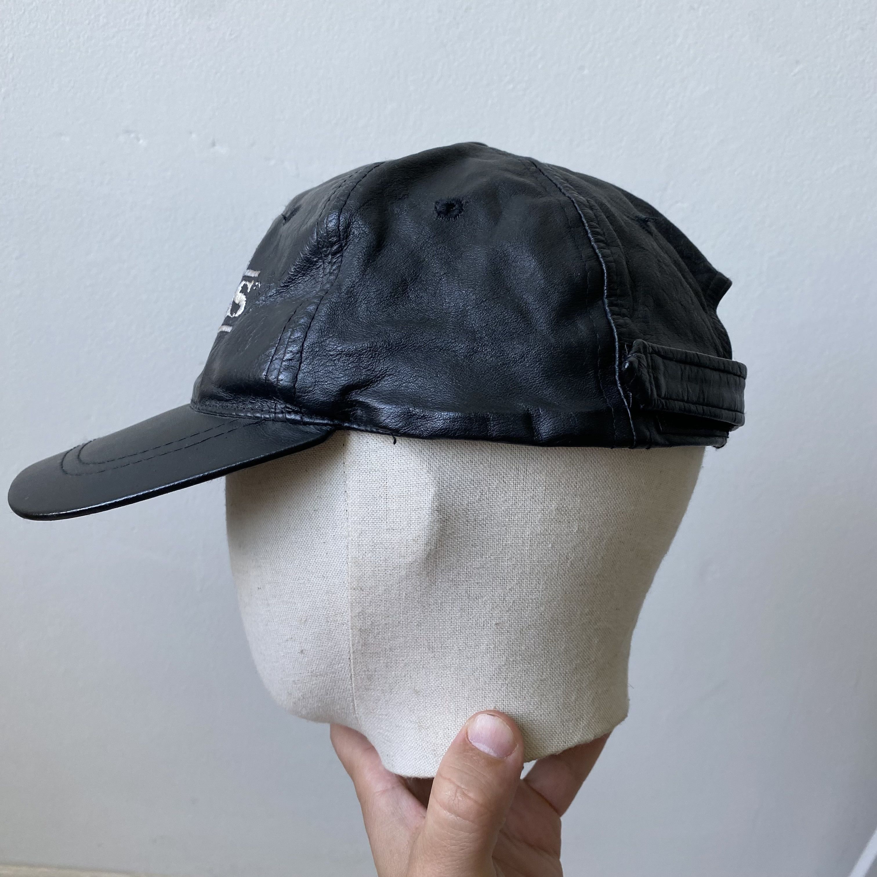 NFL Vintage 1992s NFL Raiders Leather Cap pro one Made in Usa Size ONE SIZE - 5 Thumbnail