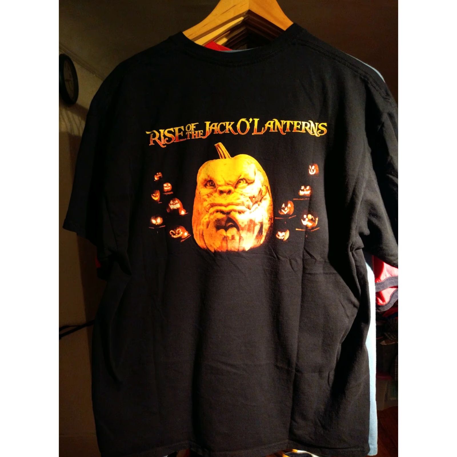 Gildan VINTAGE Halloween T Shirt Rise Of The Jack O Lanterns Spooky Scary XL Black Men T-Shirt XL Halloween Mens Size US XL / EU 56 / 4 - 3 Thumbnail