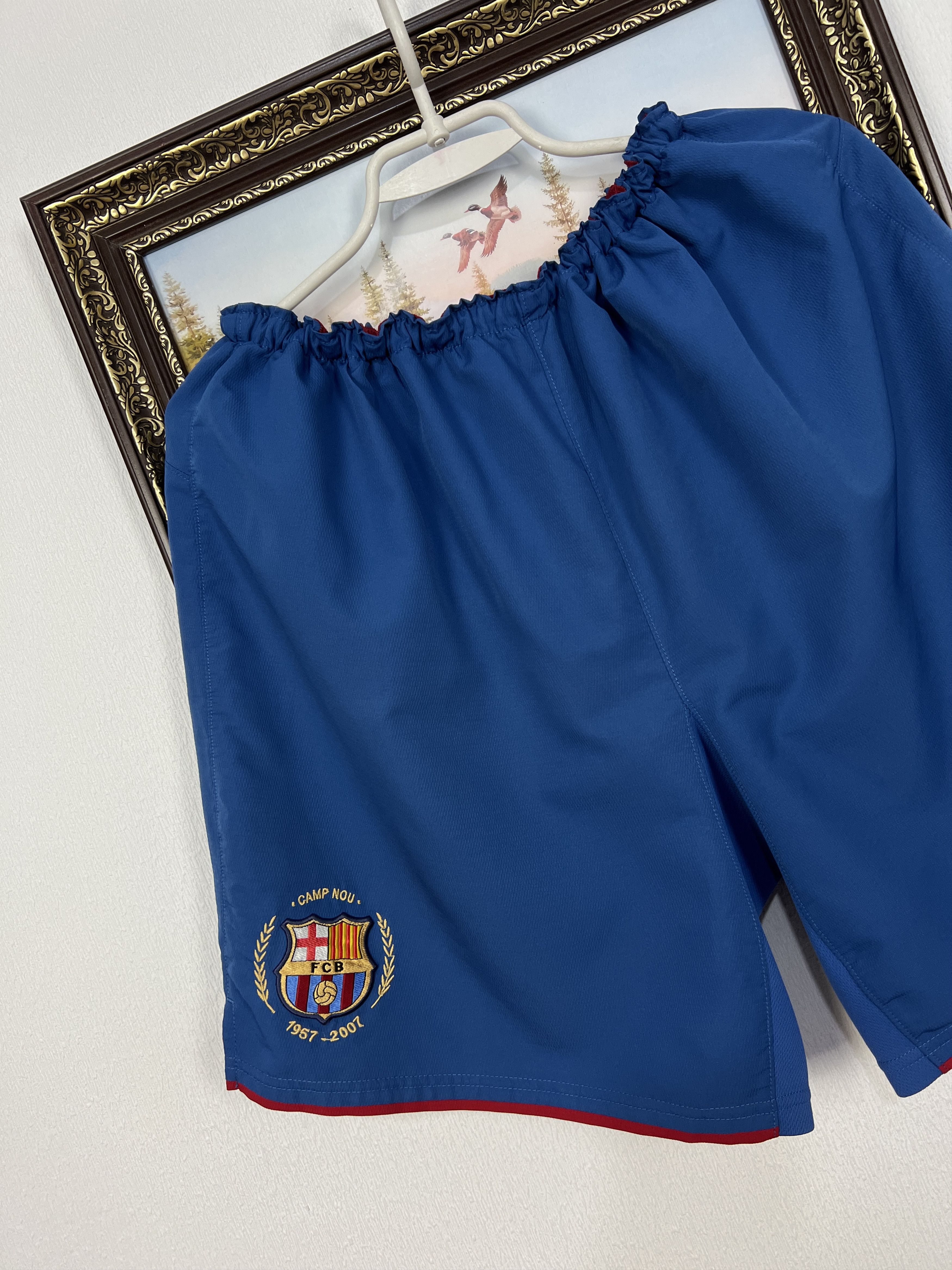 Nike Vintage Nike FC Barcelona Football Shorts Soccer L Size US 34 / EU 50 - 3 Thumbnail