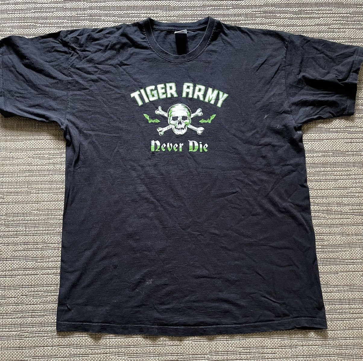 Vintage Vintage Tiger Army Shirt from 2000 Size US XL / EU 56 / 4 - 1 Thumbnail