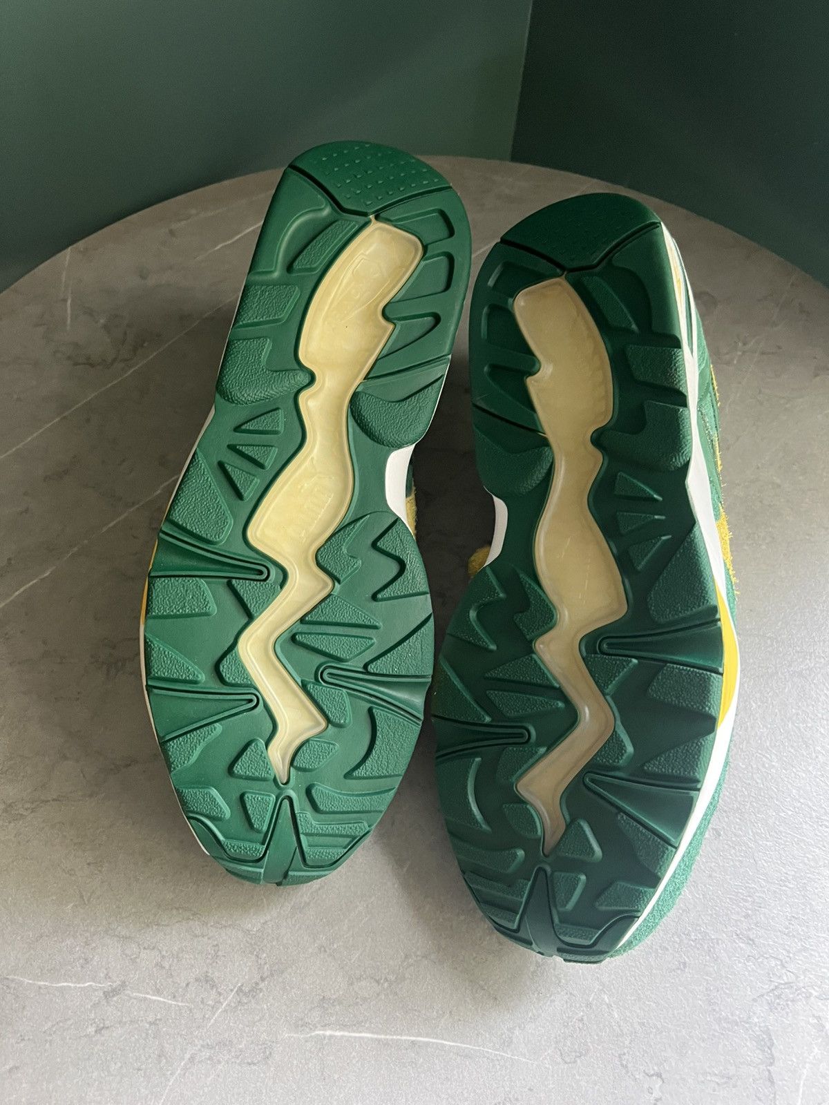 Puma Puma R698 Super Set w/Plushie Size US 9.5 / EU 42-43 - 6 Thumbnail