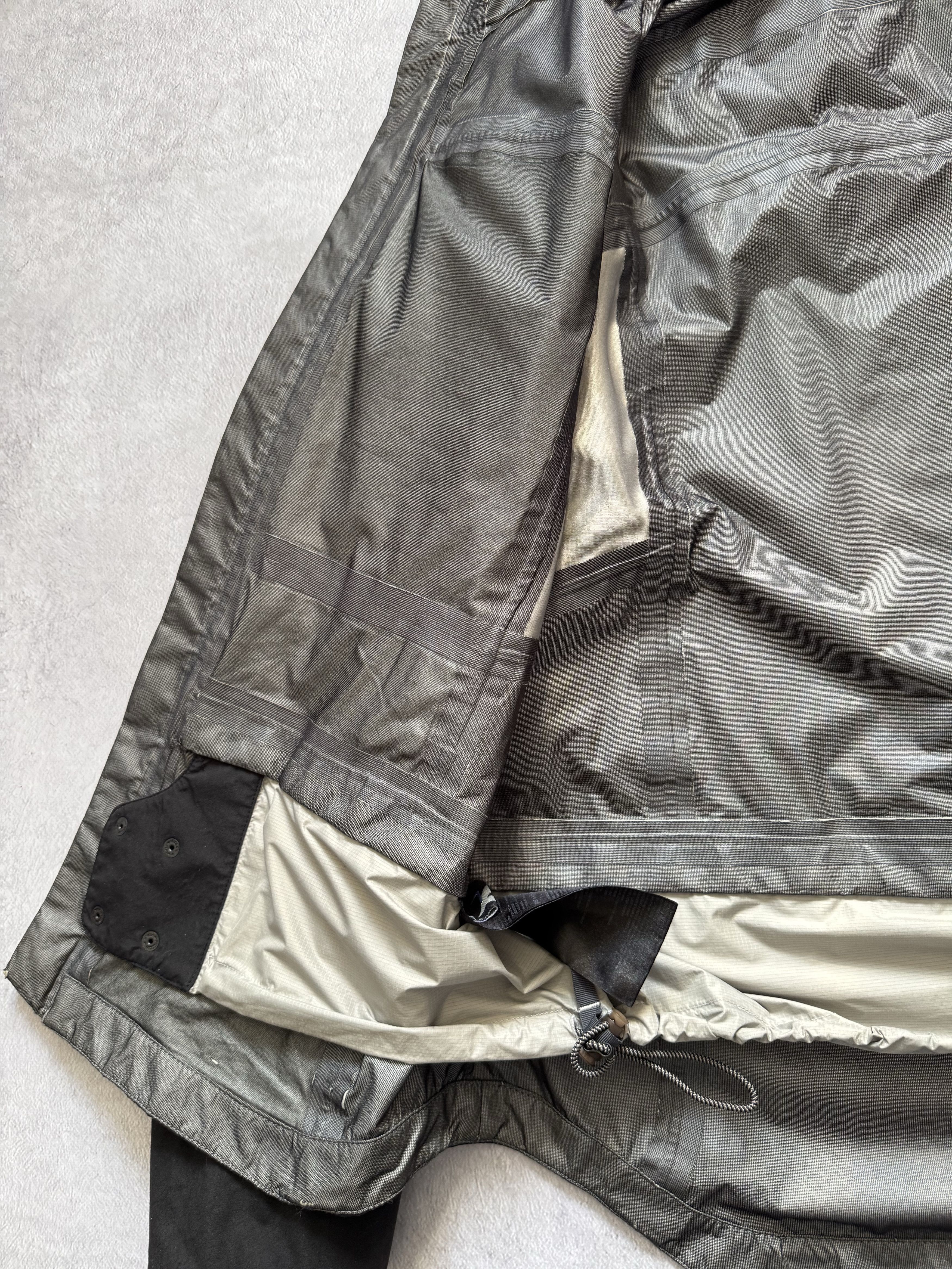 Dainese Dainese Gore-Tex XCR Hooded Waterproof Motorcycle Jacket Size US L / EU 52-54 / 3 - 14 Thumbnail