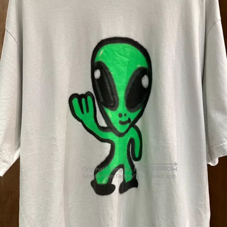 Balenciaga Balenciaga Gray White Night Light Alien Logo Short Sleeve Size US L / EU 52-54 / 3 - 3 Thumbnail