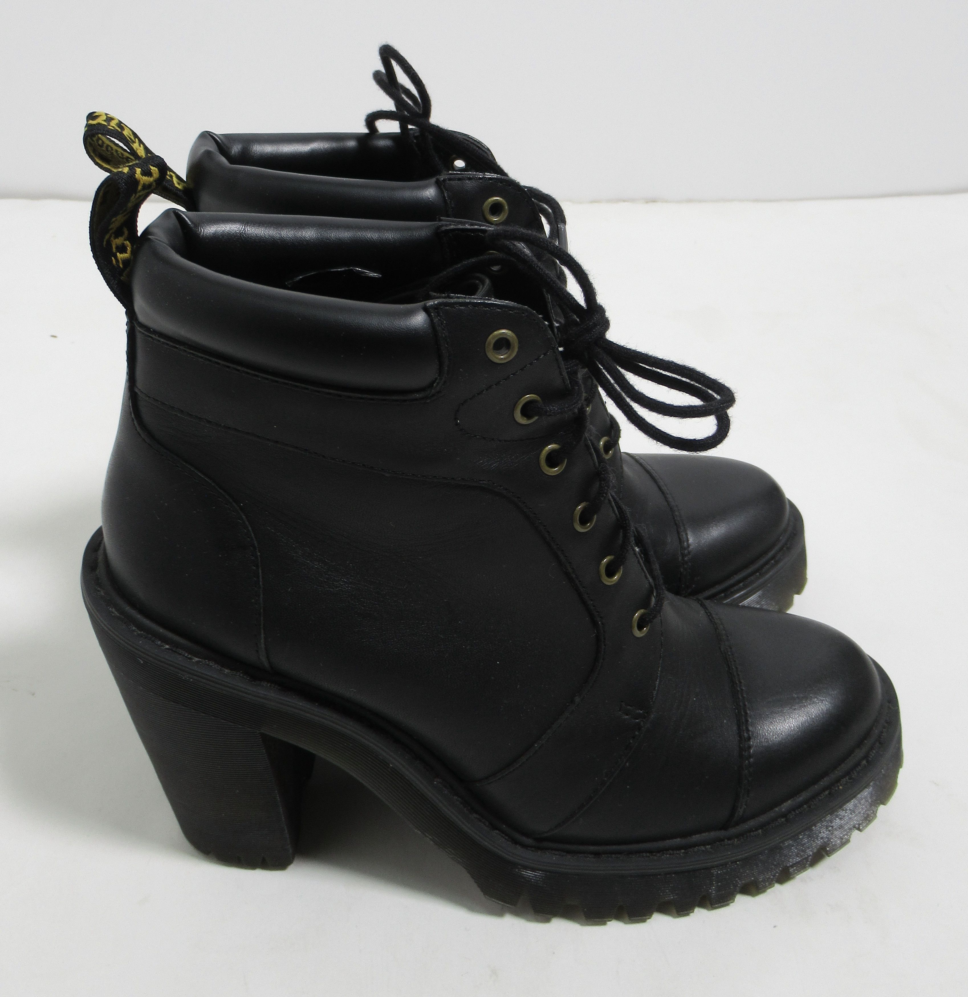 Dr martens averil sendal shops