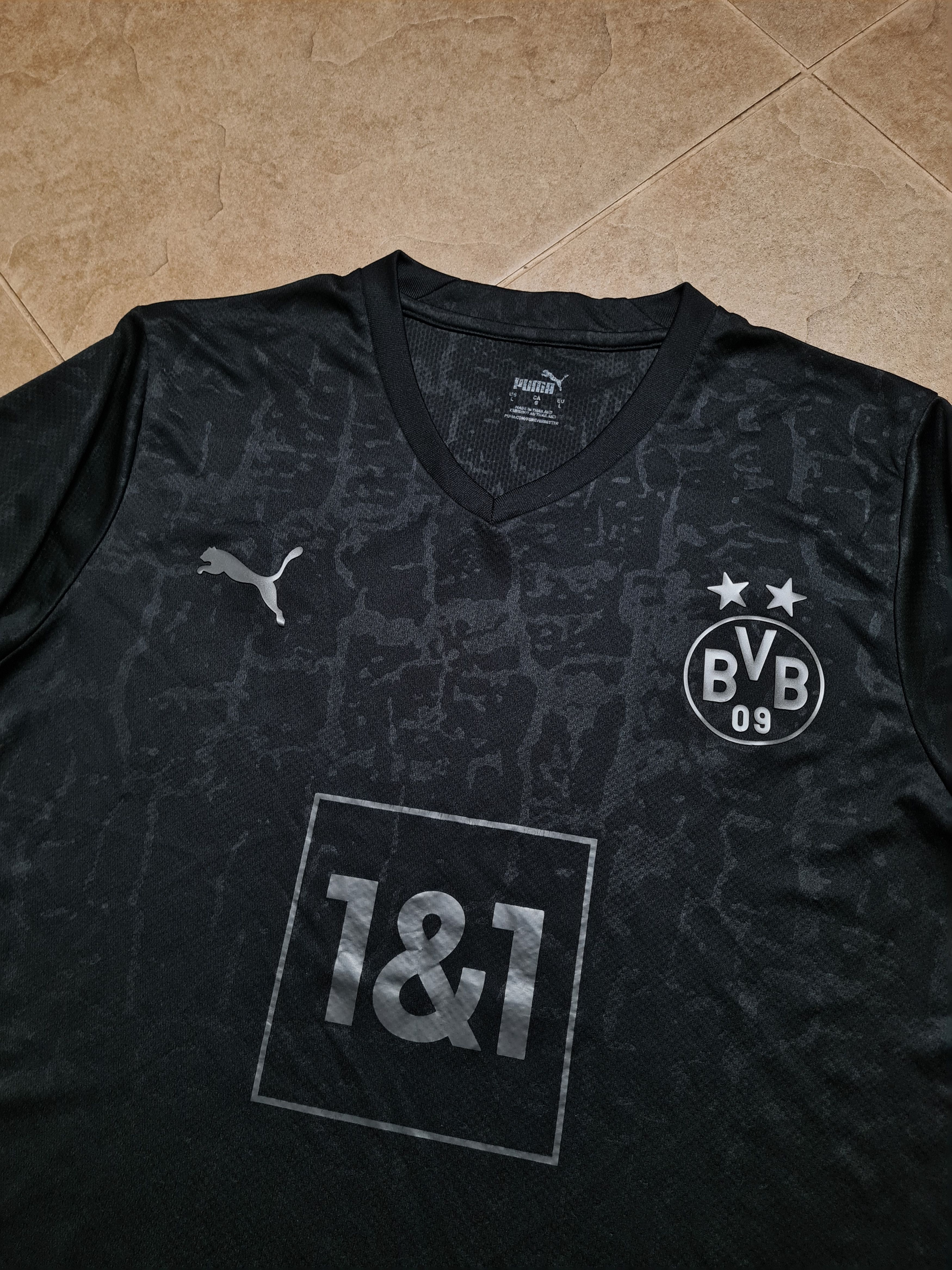 Puma Jersey Puma Borussia Dortmund Soccer Special shirt 2022 Size US L / EU 52-54 / 3 - 8 Thumbnail