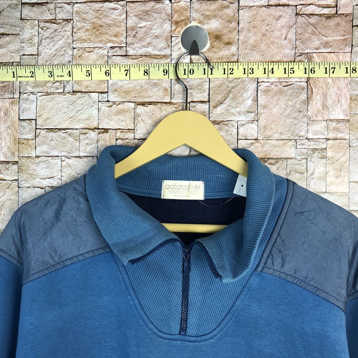 Adidas Adidas vintage japan Blue Sweatshirt #A402 Size US M / EU 48-50 / 2 - 4 Thumbnail