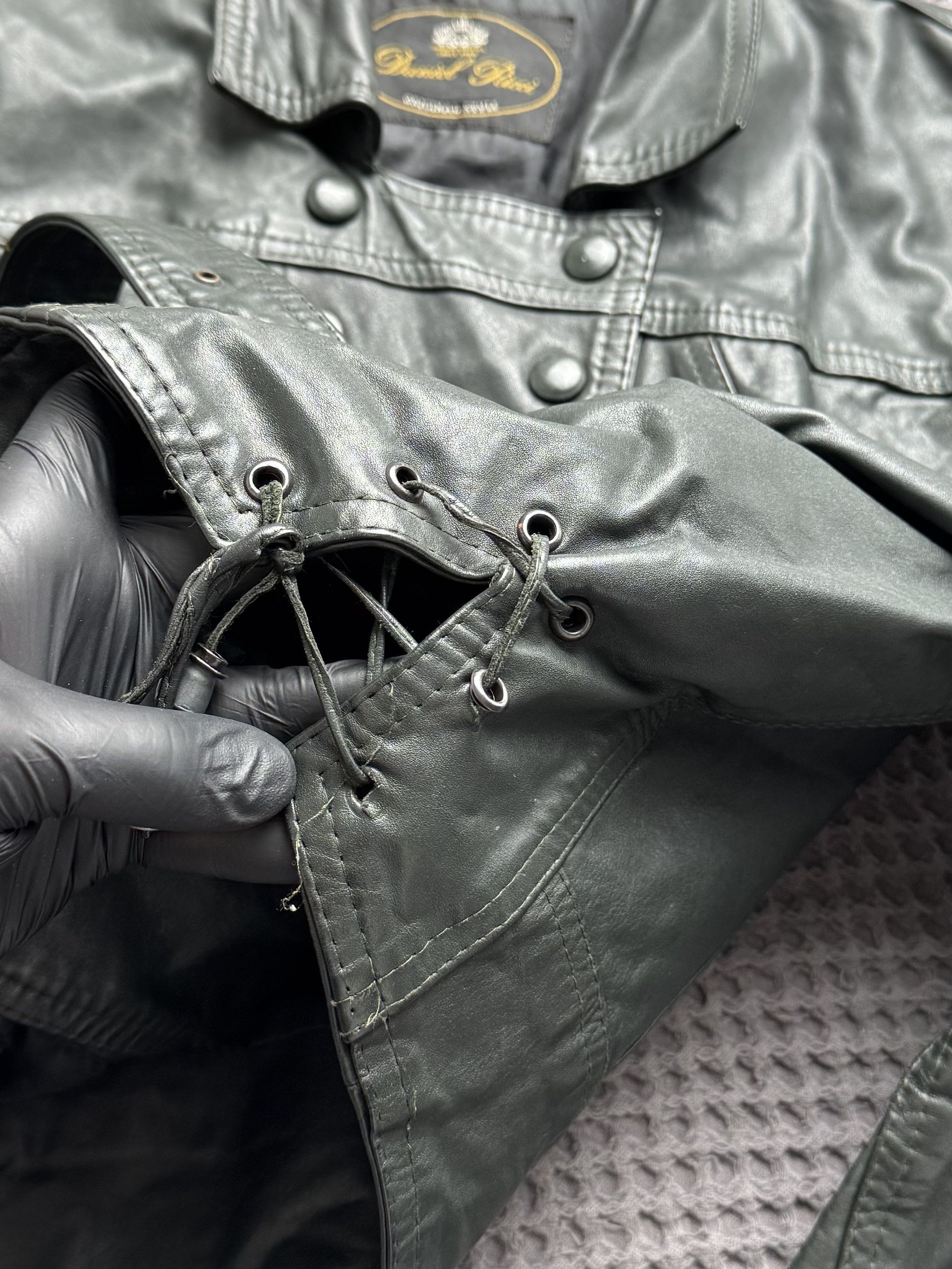 Vintage Vintage Leather Biker Jacket Cropped Belted Double Breasted Size L / US 10 / IT 46 - 9 Thumbnail
