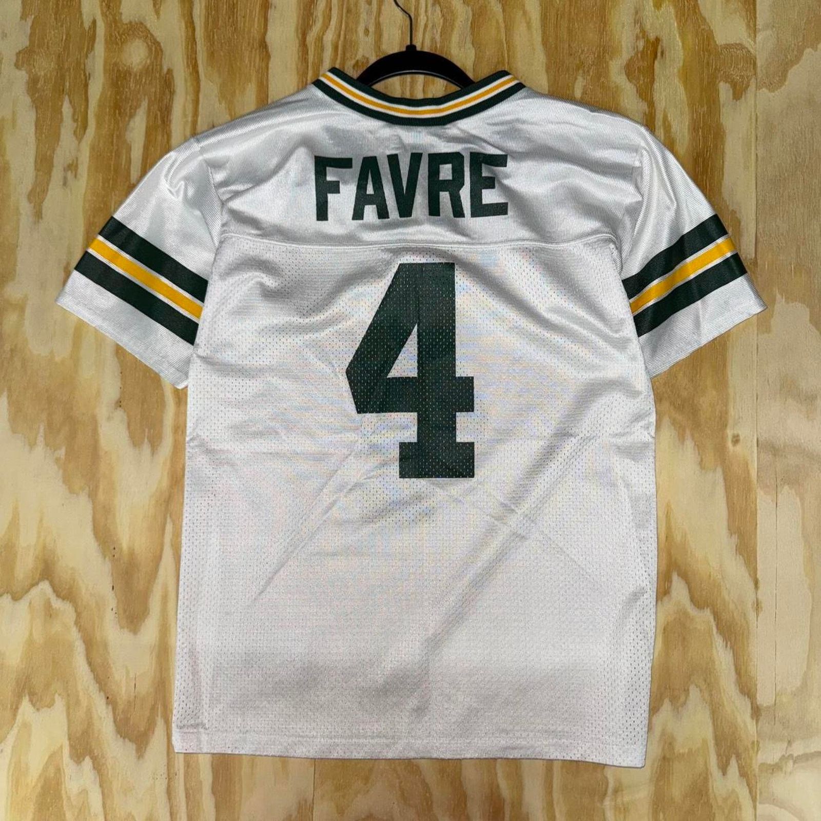 NFL Vintage y2k brett favre 2000 youth green bay packers jersey Size US M / EU 48-50 / 2 - 1 Thumbnail