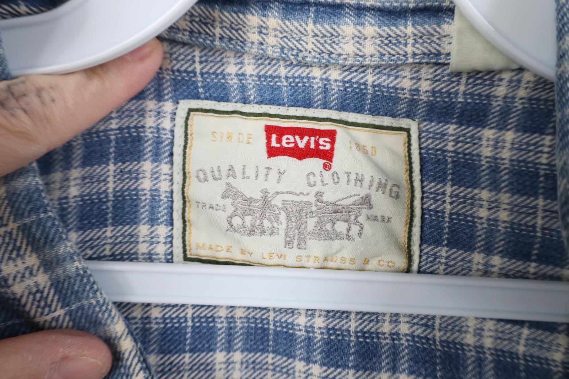 Levi's Vintage 90s Levis Denim Collared Button Shirt Blue Plaid Size US XL / EU 56 / 4 - 9 Thumbnail