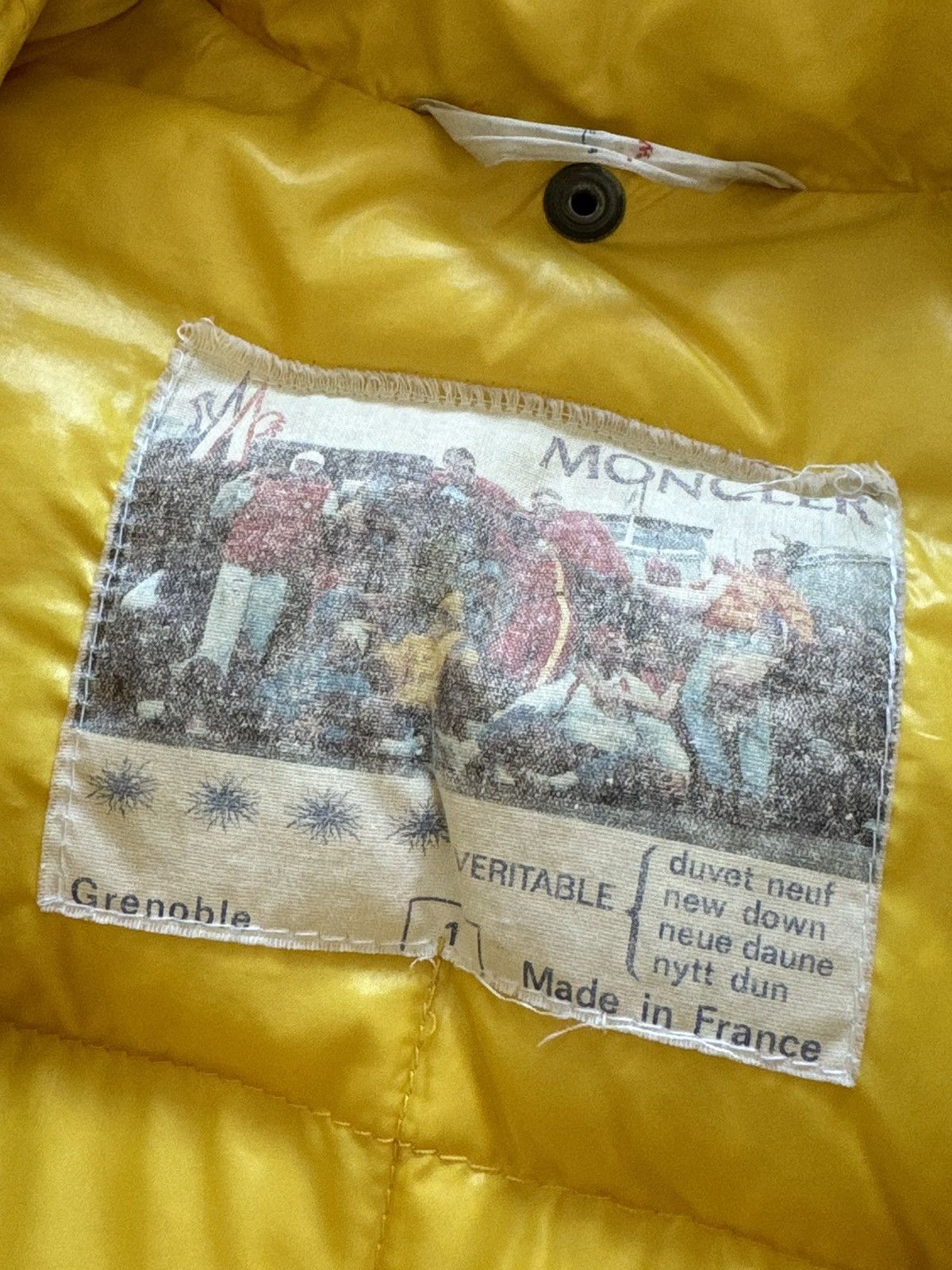 Moncler !Extremely rare vintage Moncler Grenoble yellow puffer jacke Size US S / EU 44-46 / 1 - 19 Thumbnail