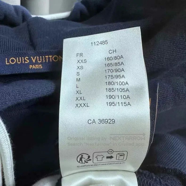 Louis Vuitton Louis Vuitton SS24 logo graphic casual drawstring hooded s Size US M / EU 48-50 / 2 - 7 Thumbnail