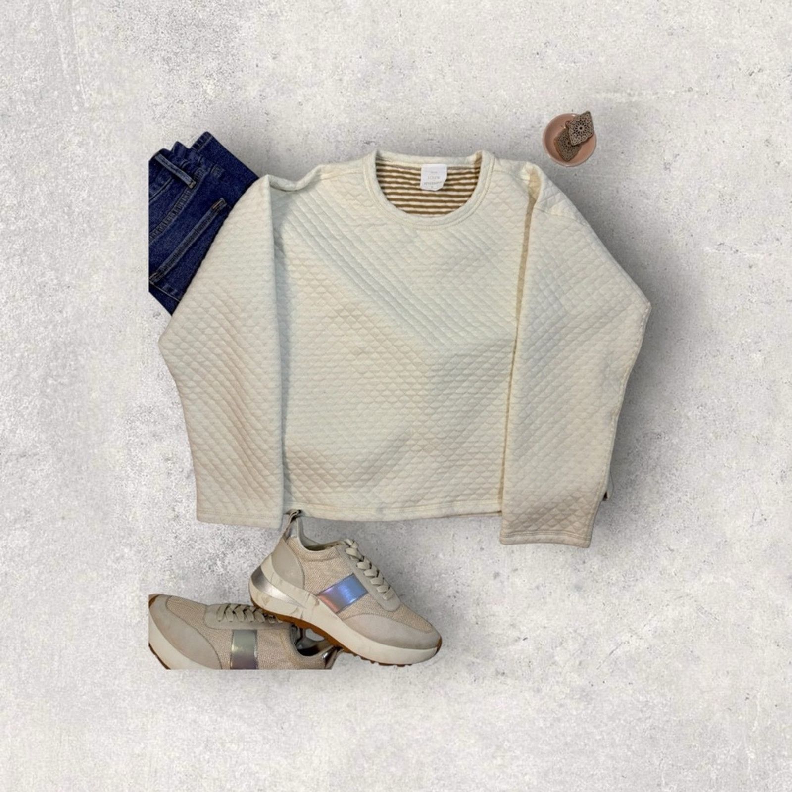 J.Crew J. Crew Cream Reversible Stripe Quilt Sweatshirt Knit Top Size S / US 4 / IT 40 - 3 Thumbnail