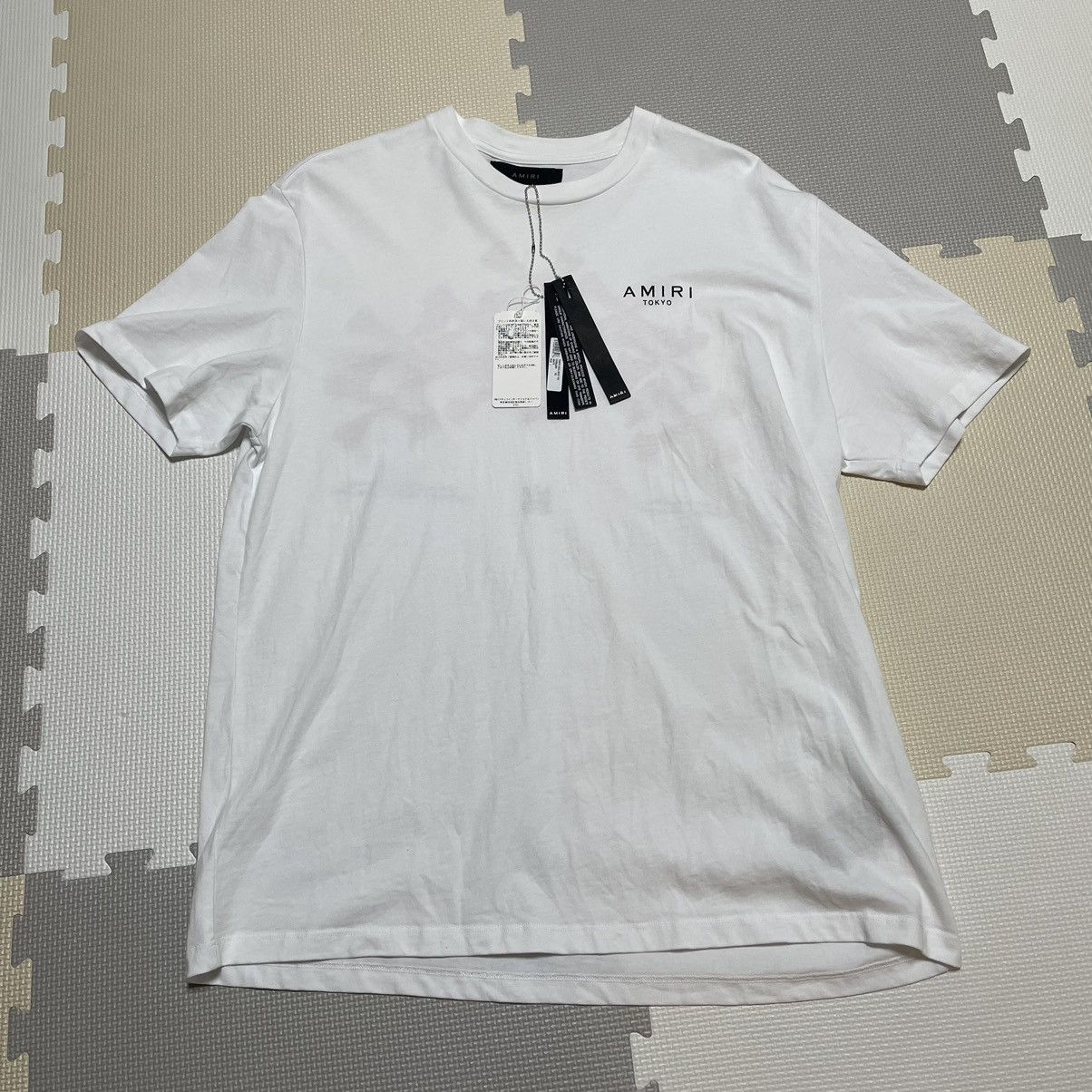 image of Amiri Tokyo Exclusive Tee L in White, Men's (Size Medium)