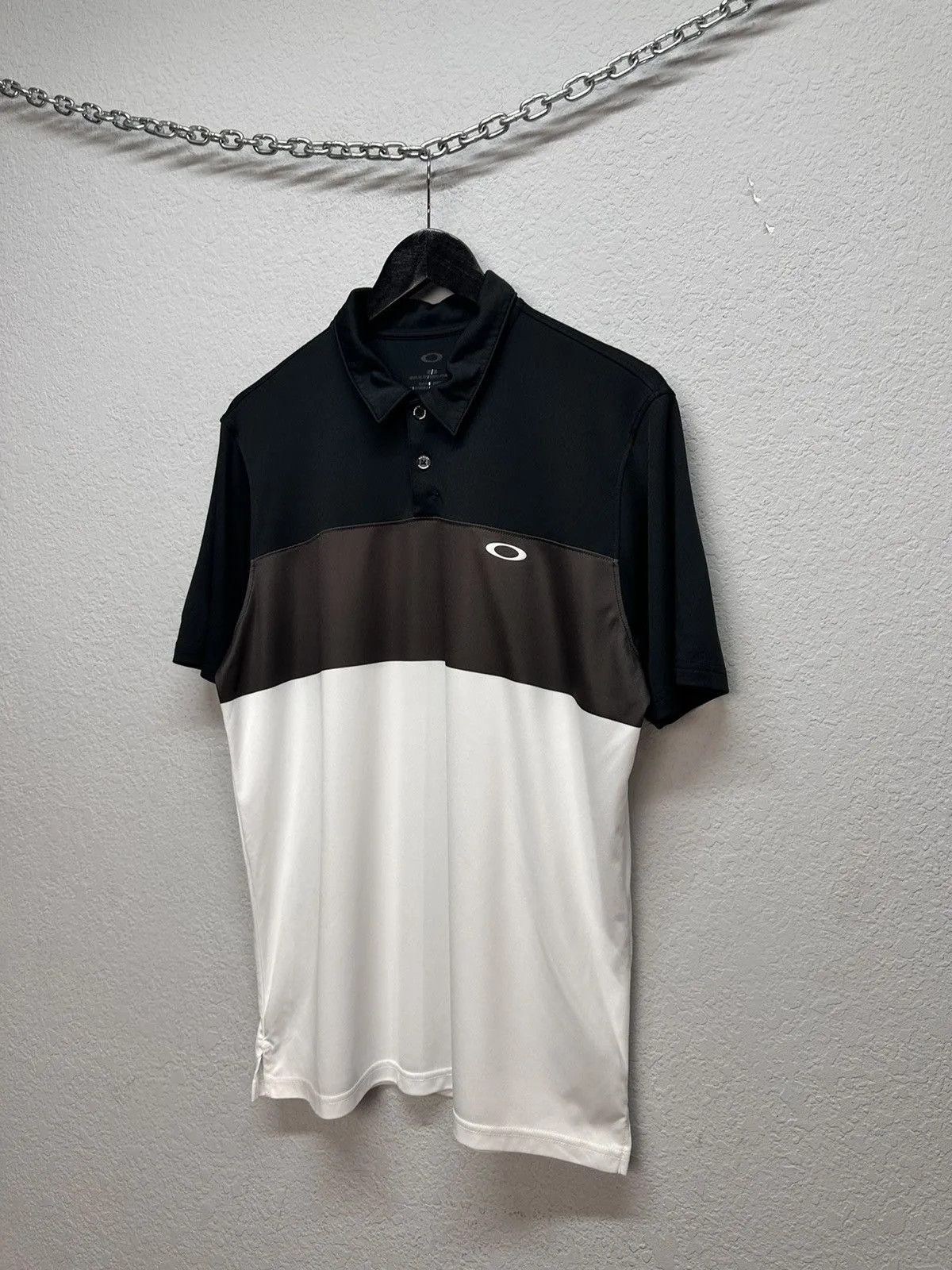 Oakley Vintage Oakley T-shirt Y2k gore cope outdoor glasses Jacket Size US L / EU 52-54 / 3 - 5 Thumbnail