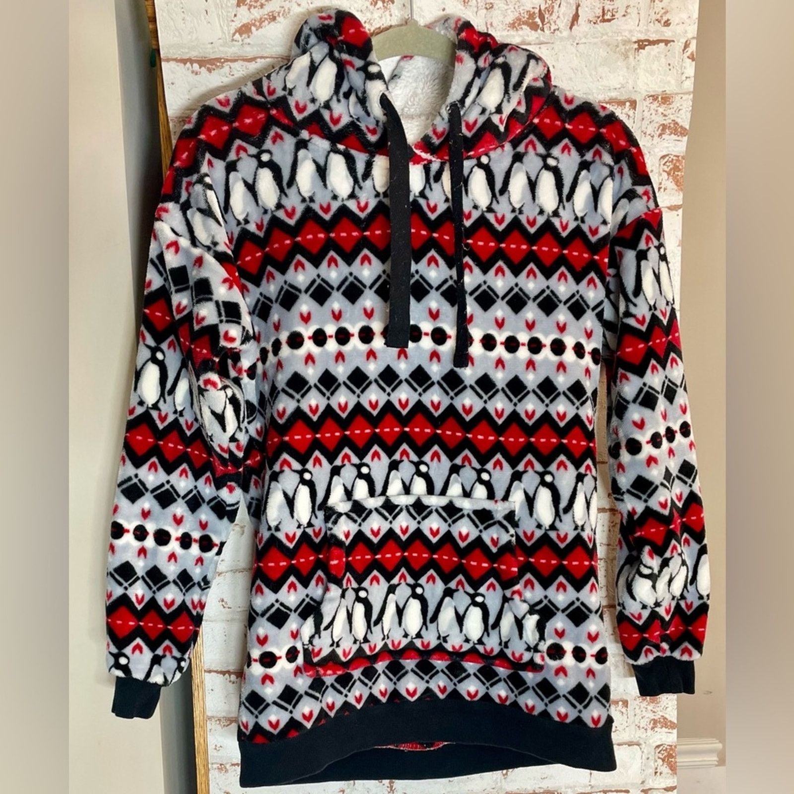 Vera Bradley Vera Bradley Fleece with Red and Black Accents Size M / US 6-8 / IT 42-44 - 1 Thumbnail