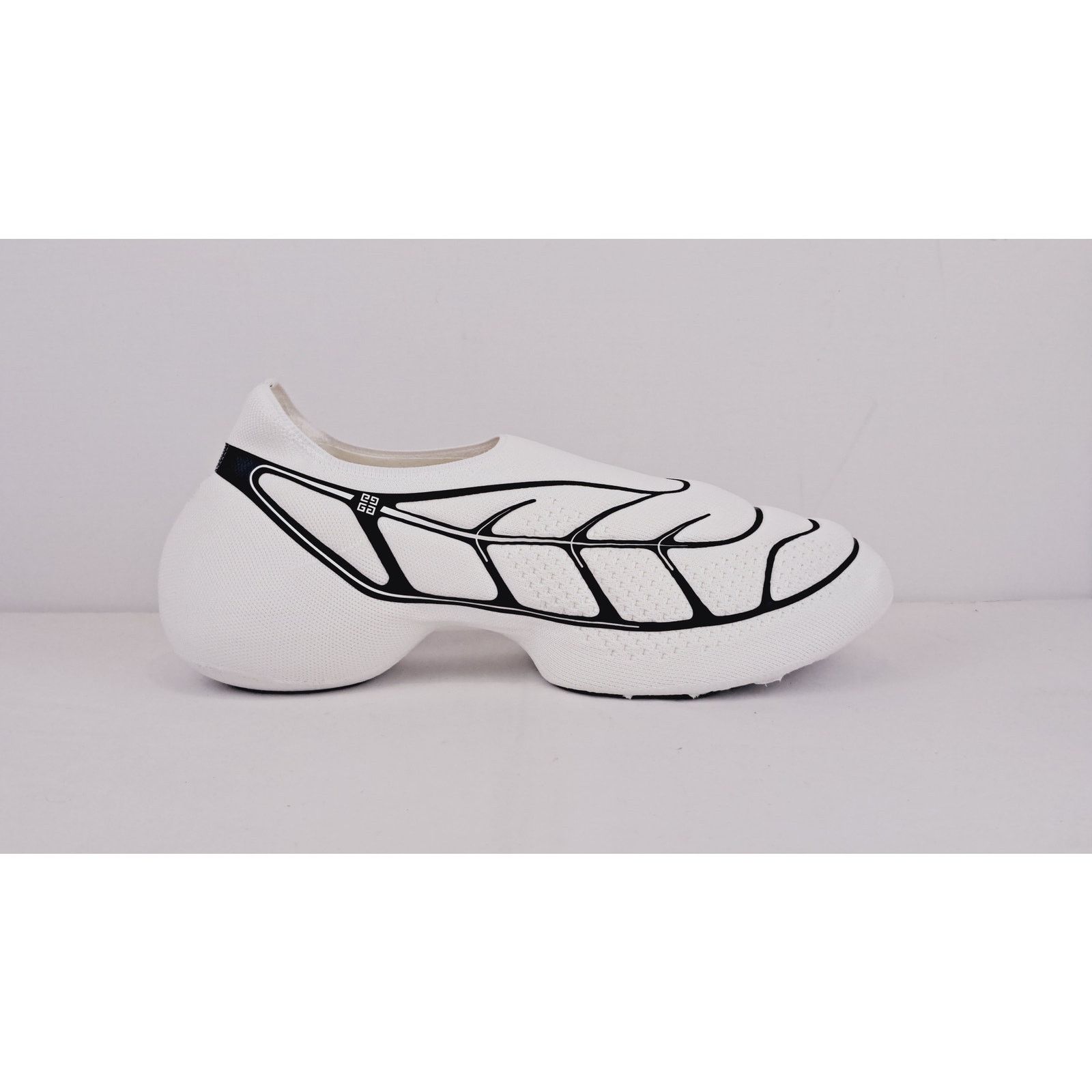 Givenchy o1rshd1 TK-360 Plus Sneakers in Black/White Size US 14 / EU 47 - 2 Thumbnail