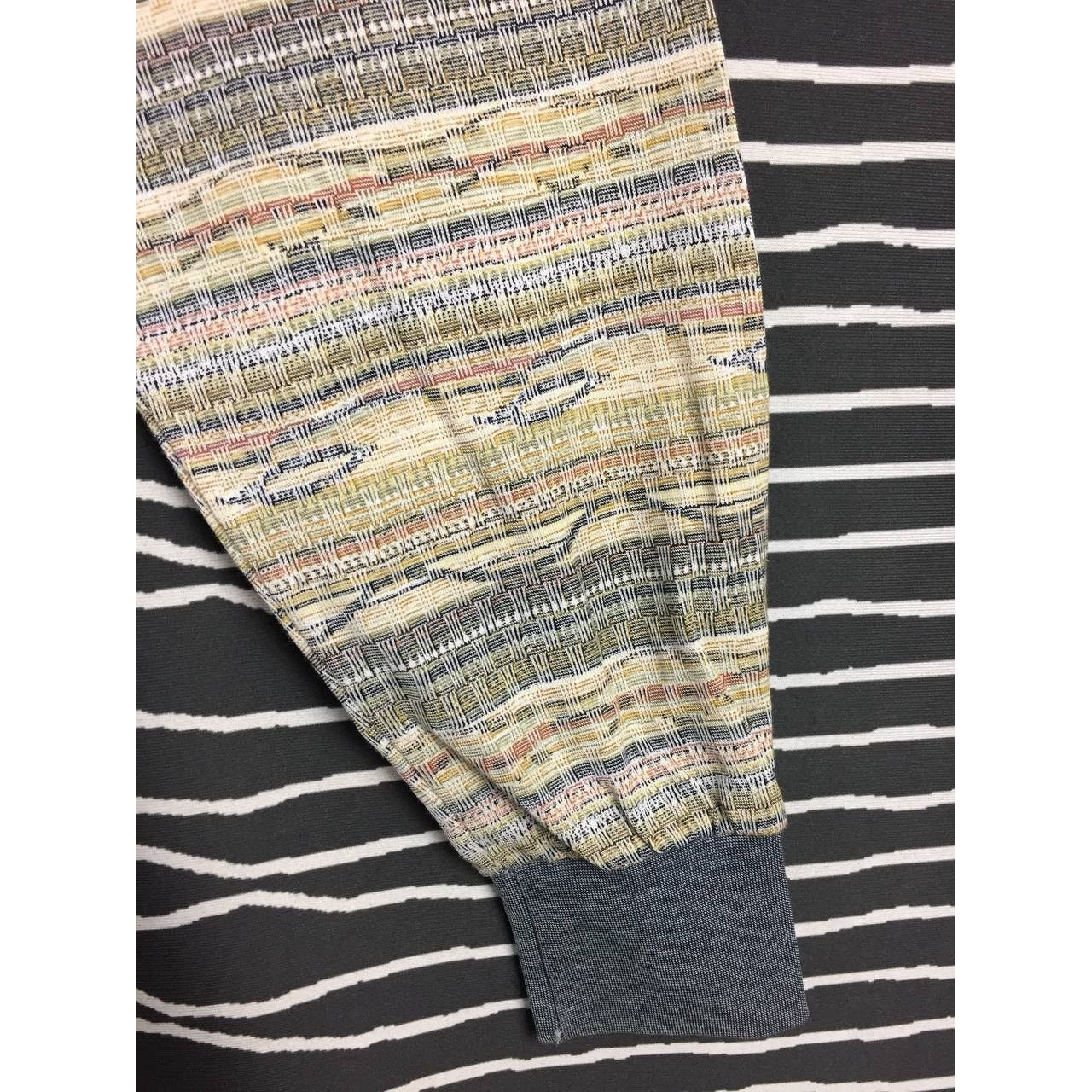 Vintage Thomas Hardy Tribal Stripe Patterned Longsleeve Polo Tee Size US L / EU 52-54 / 3 - 7 Thumbnail