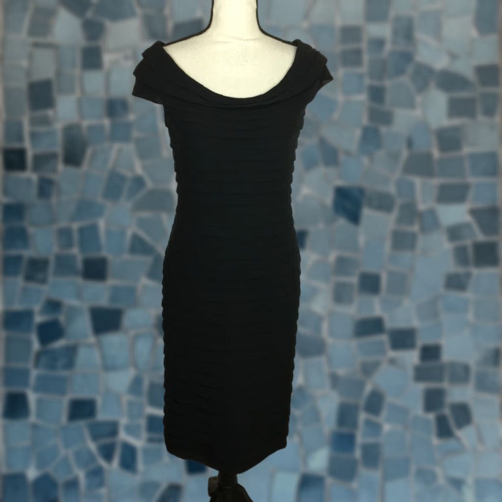 Adrianna Papell Sheath Dress Womens Size 6 Black Tiered Knit Cap Sleeve  Cocktail