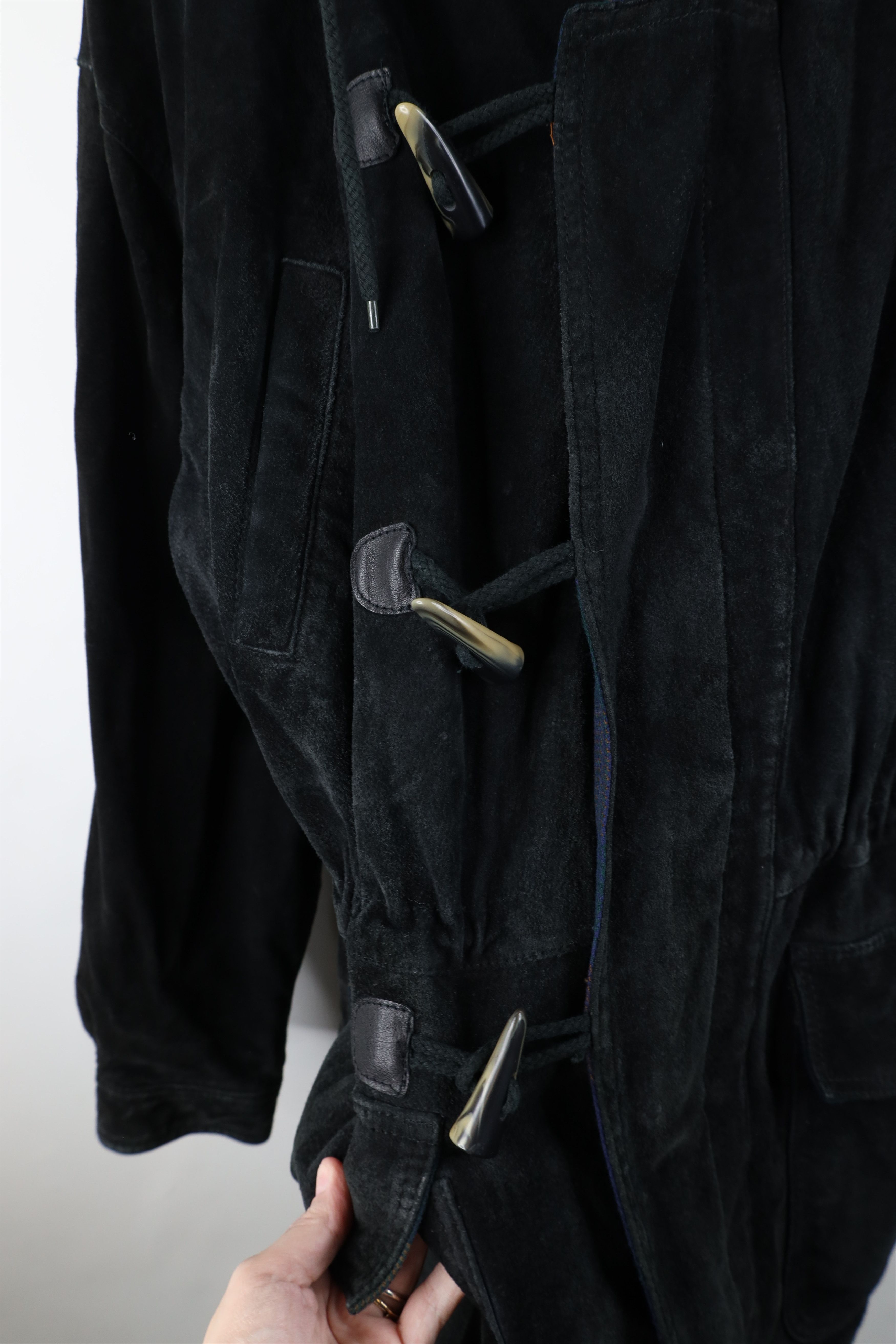 Vintage Vintage 90s Streetwear Suede Leather Toggle Button Jack Size US XL / EU 56 / 4 - 4 Thumbnail