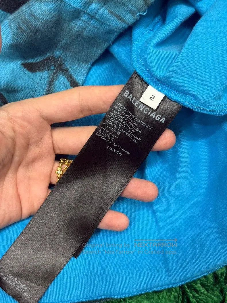 Balenciaga Balenciaga Blue Manchester United Graffiti Tee. Size US XS / EU 42 / 0 - 7 Thumbnail