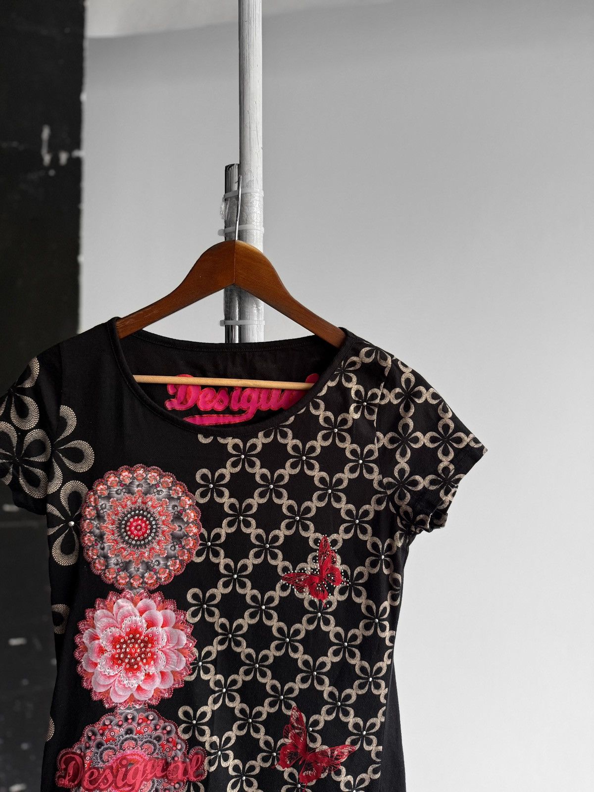 Designer × Desigual × Vintage Desigual Womens Cotton Black Printed Top Shirt Embroidered Size M / US 6-8 / IT 42-44 - 2 Thumbnail