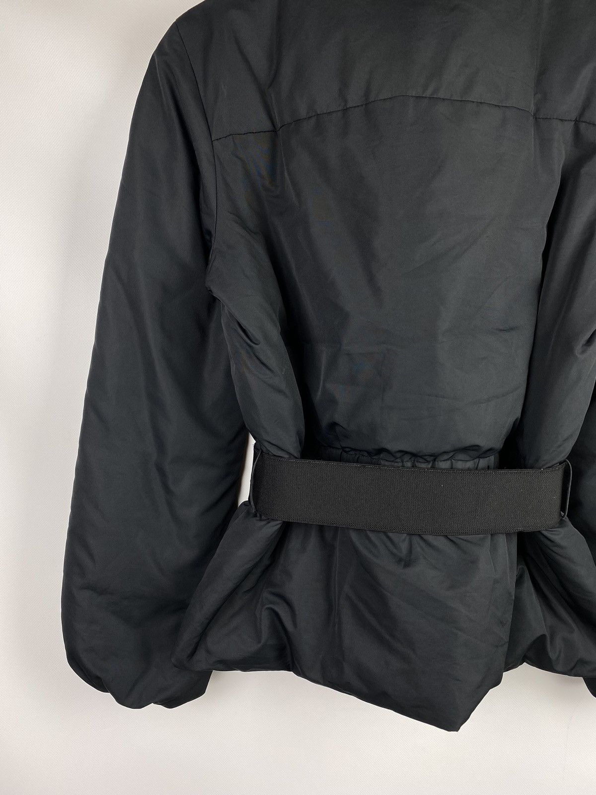 Moncler Moncler Aretha ladies hooded belted down jacket Size L / US 10 / IT 46 - 11 Thumbnail