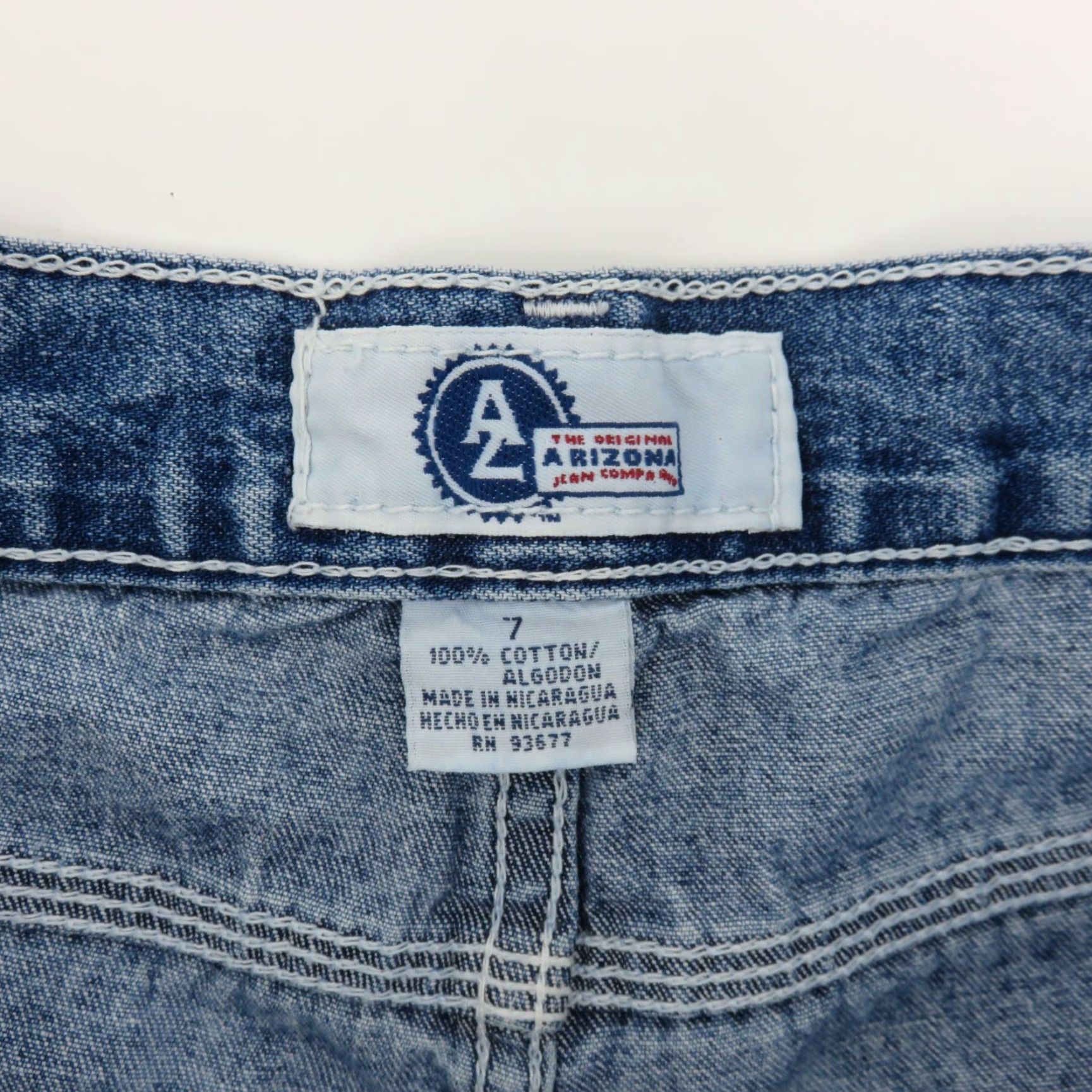 Vintage VTG Arizona Juniors 7 Dungarees Blue Denim Jean Shorts Pockets All Cotton Y2K Size 28" / US 6 / IT 42 - 7 Thumbnail