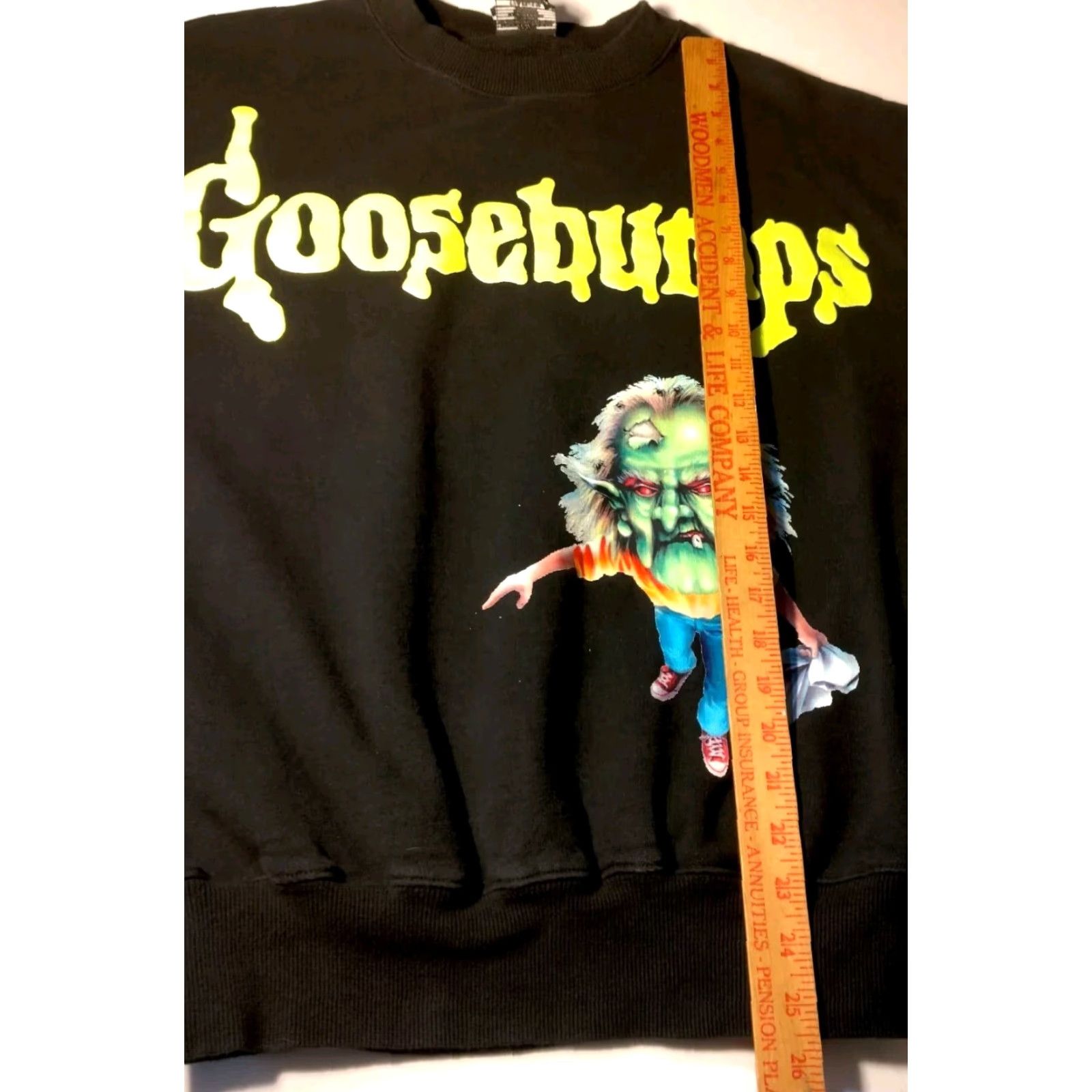 Vintage VINTAGE Dumbgood Goosebumps Welcome to Horrorland Sweatshirt Unisex XS Black Graphic Pullover Mens Size US XS / EU 42 / 0 - 5 Thumbnail