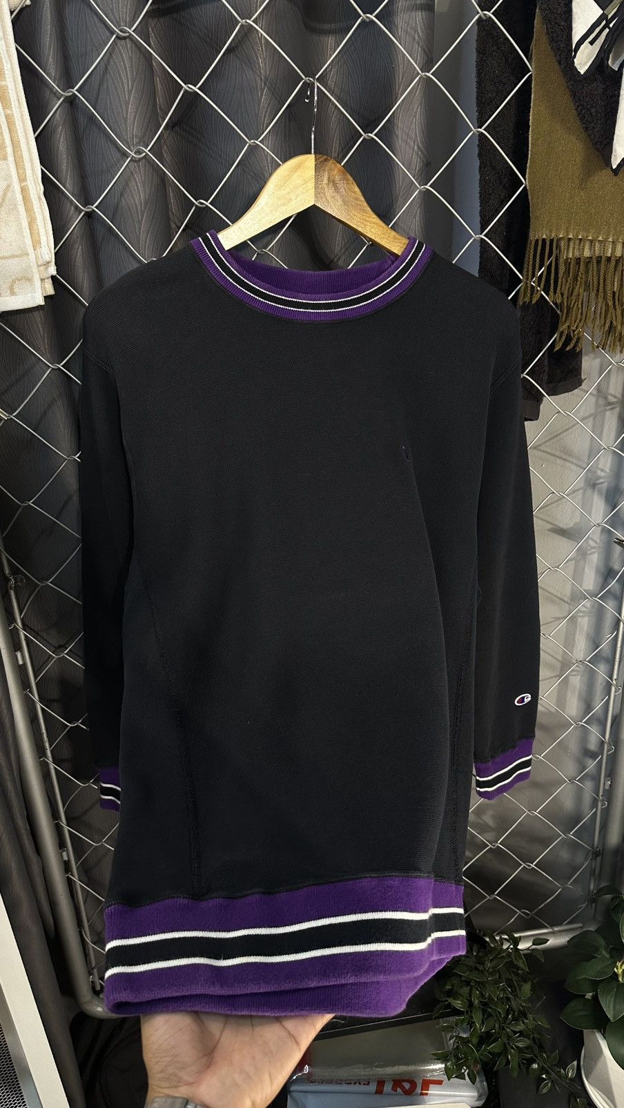 Champion VINTAGE REVERSE WEAVE CREWNECK SWEATSHIRT BLACK PURPLE WHITE Size US M / EU 48-50 / 2 - 2 Thumbnail