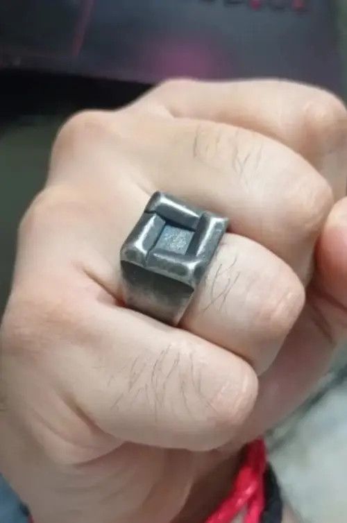 Designer Size us12 Square Ring Size ONE SIZE - 2 Thumbnail