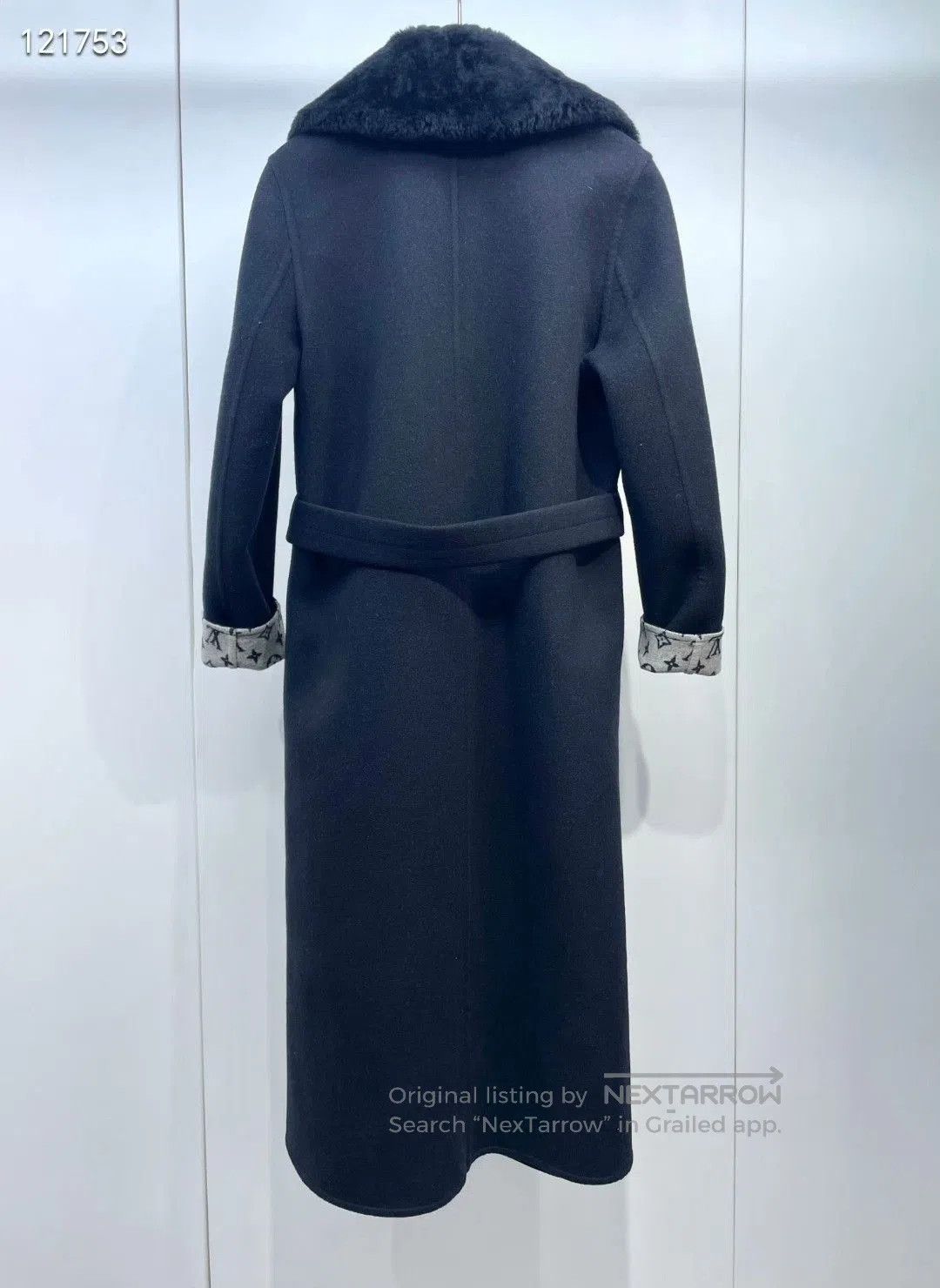 Louis Vuitton LV Black Fur Collar Belted Coat. Size XXS / US 00 / IT 34 - 2 Thumbnail
