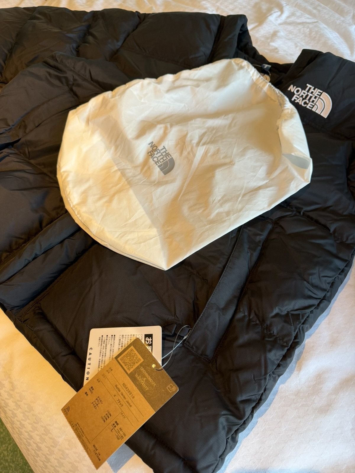 The North Face [Japan Exclusive] North Face Japan Nuptse “Hatan” Size US L / EU 52-54 / 3 - 3 Thumbnail