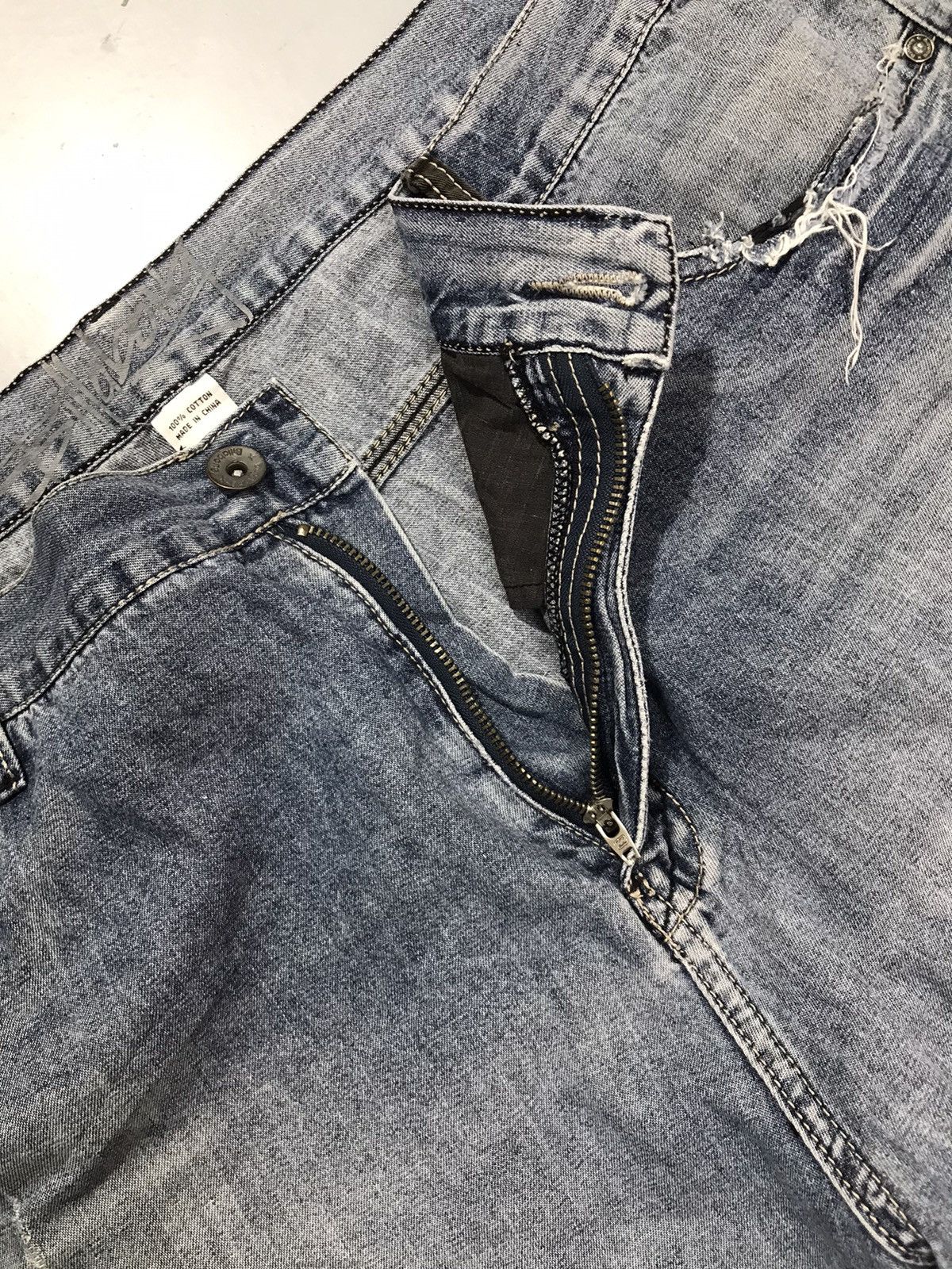 Billabong Vintage billabong denim jort Size US 40 / EU 56 - 6 Thumbnail