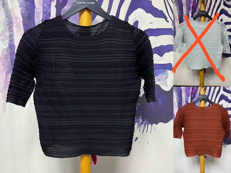 Issey Miyake Issey Miyake size:2 Black pleated top Size S / US 4 / IT 40 - 1 Thumbnail